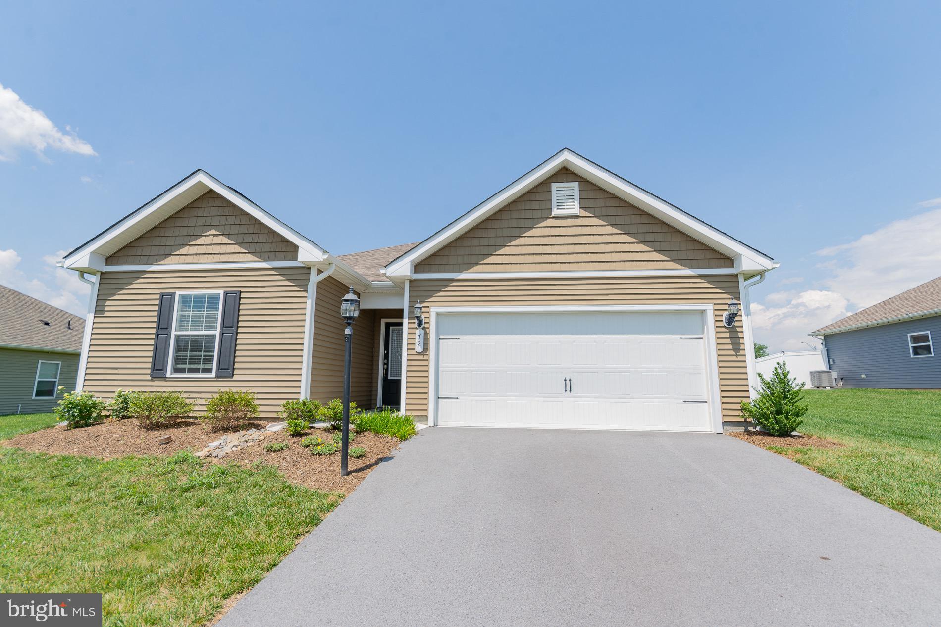 MCGINNIS POINT - Residential