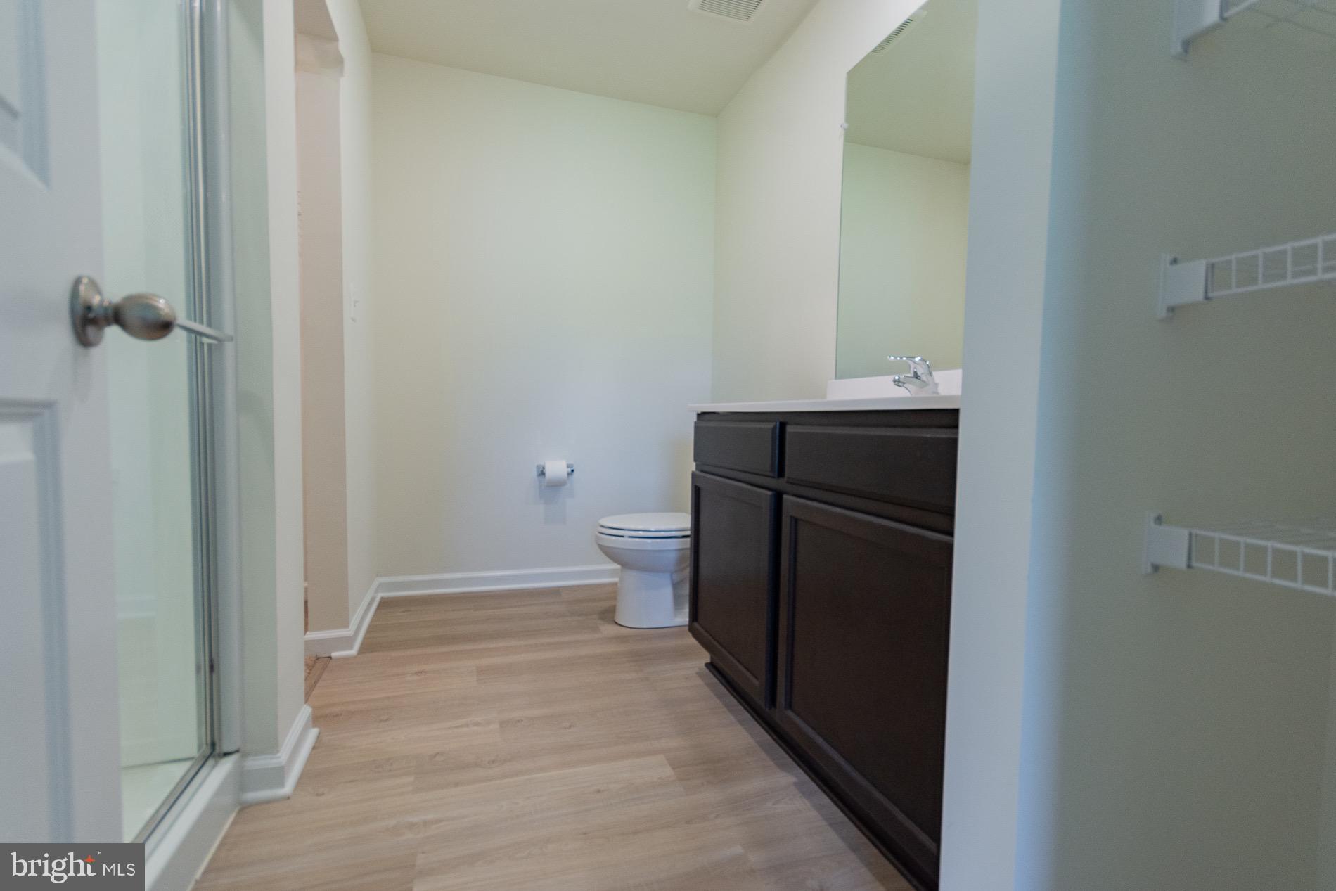 MCGINNIS POINT - Residential