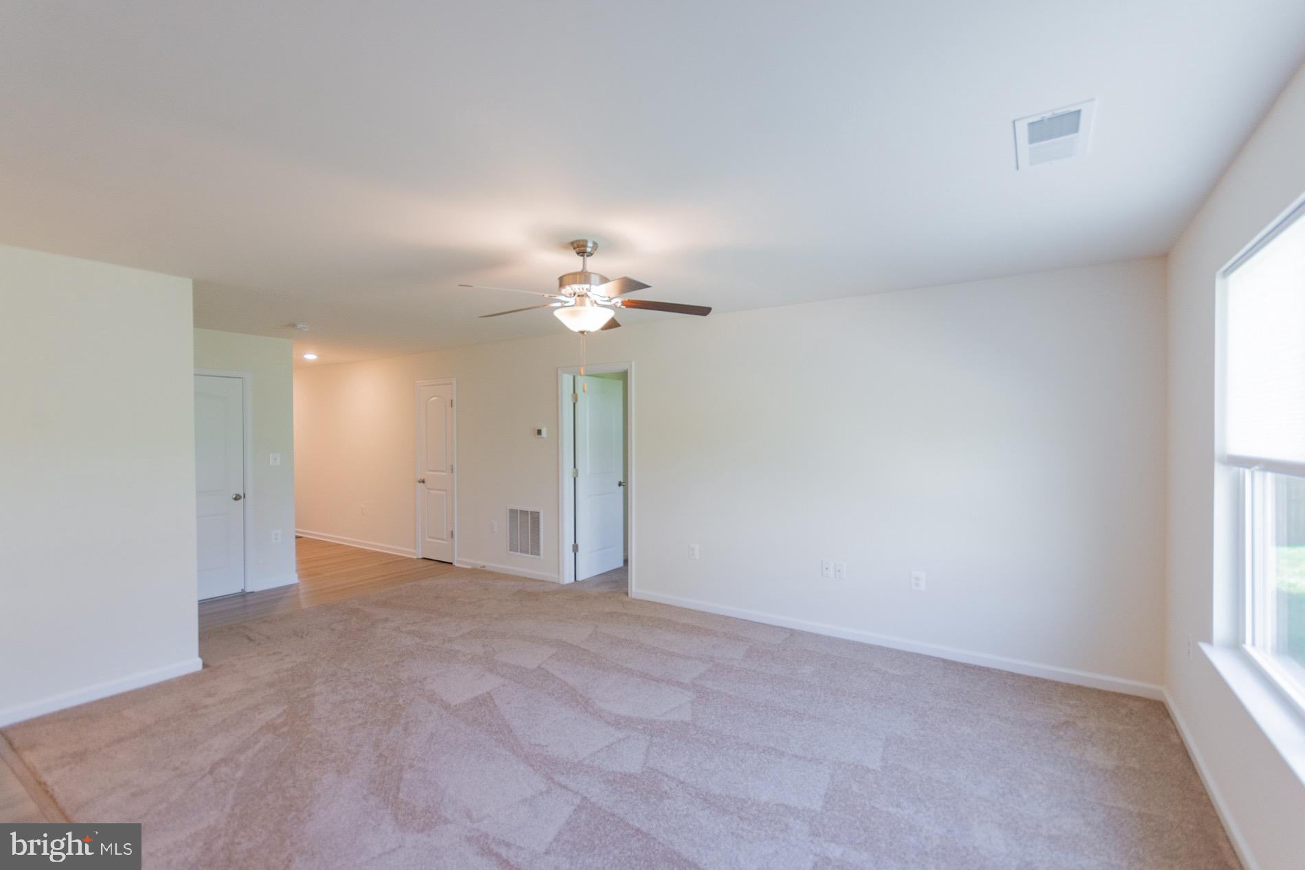 MCGINNIS POINT - Residential