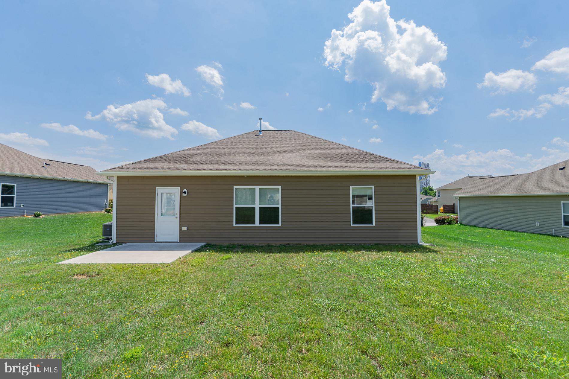 MCGINNIS POINT - Residential