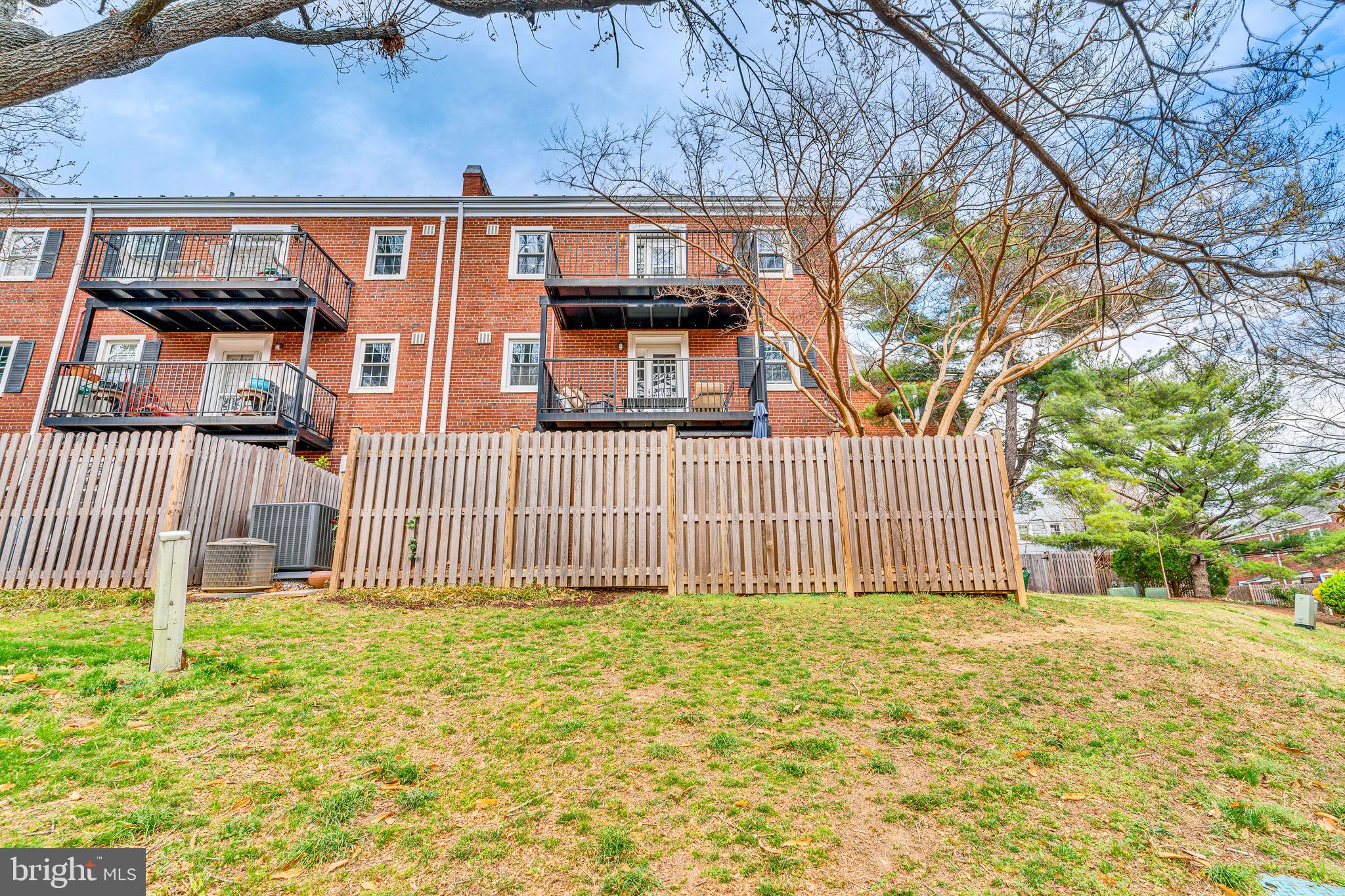 FAIRLINGTON VILLAGES - Residential Lease