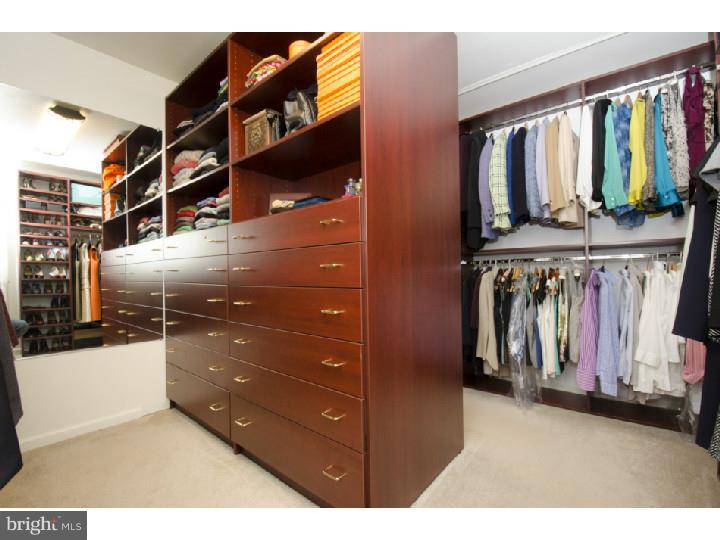 FOX RIDGE - Residential