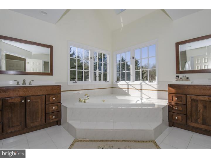 FOX RIDGE - Residential