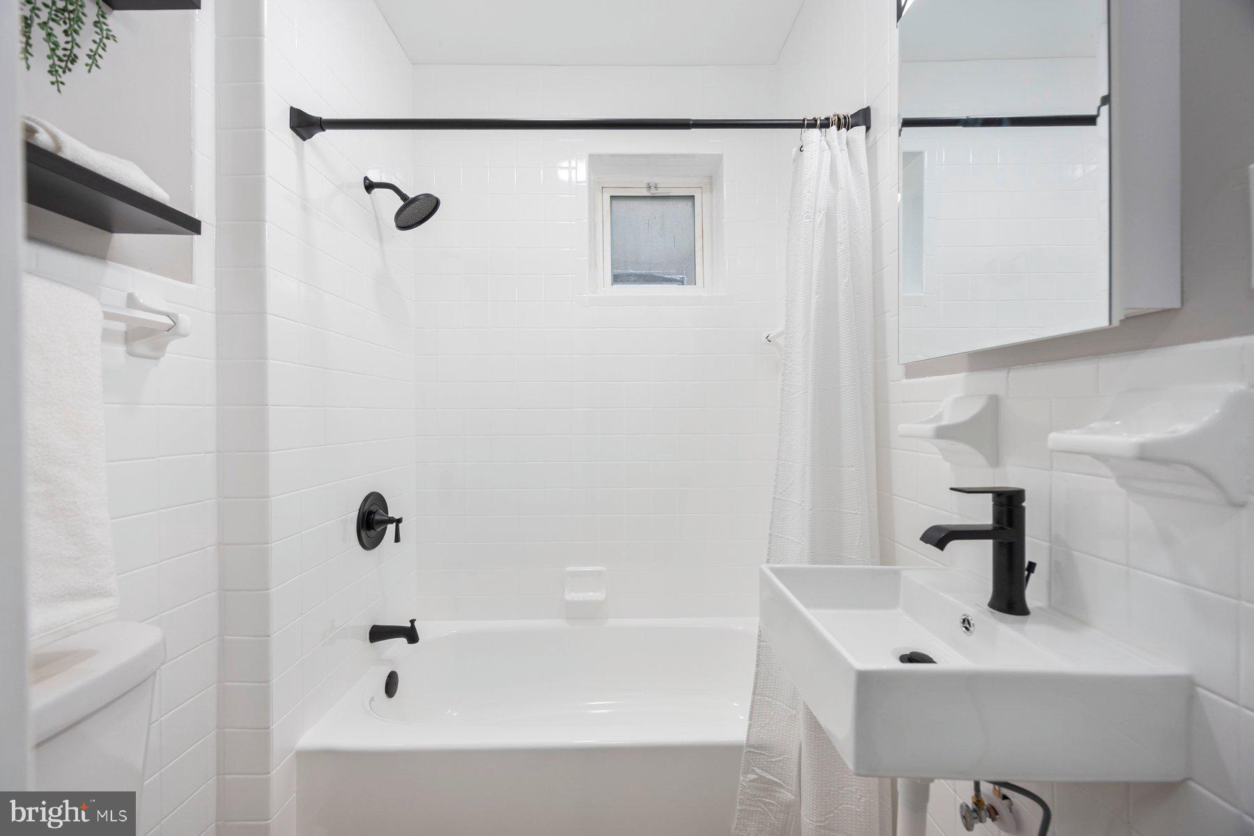 HAMPDEN HISTORIC DISTRICT - Residential