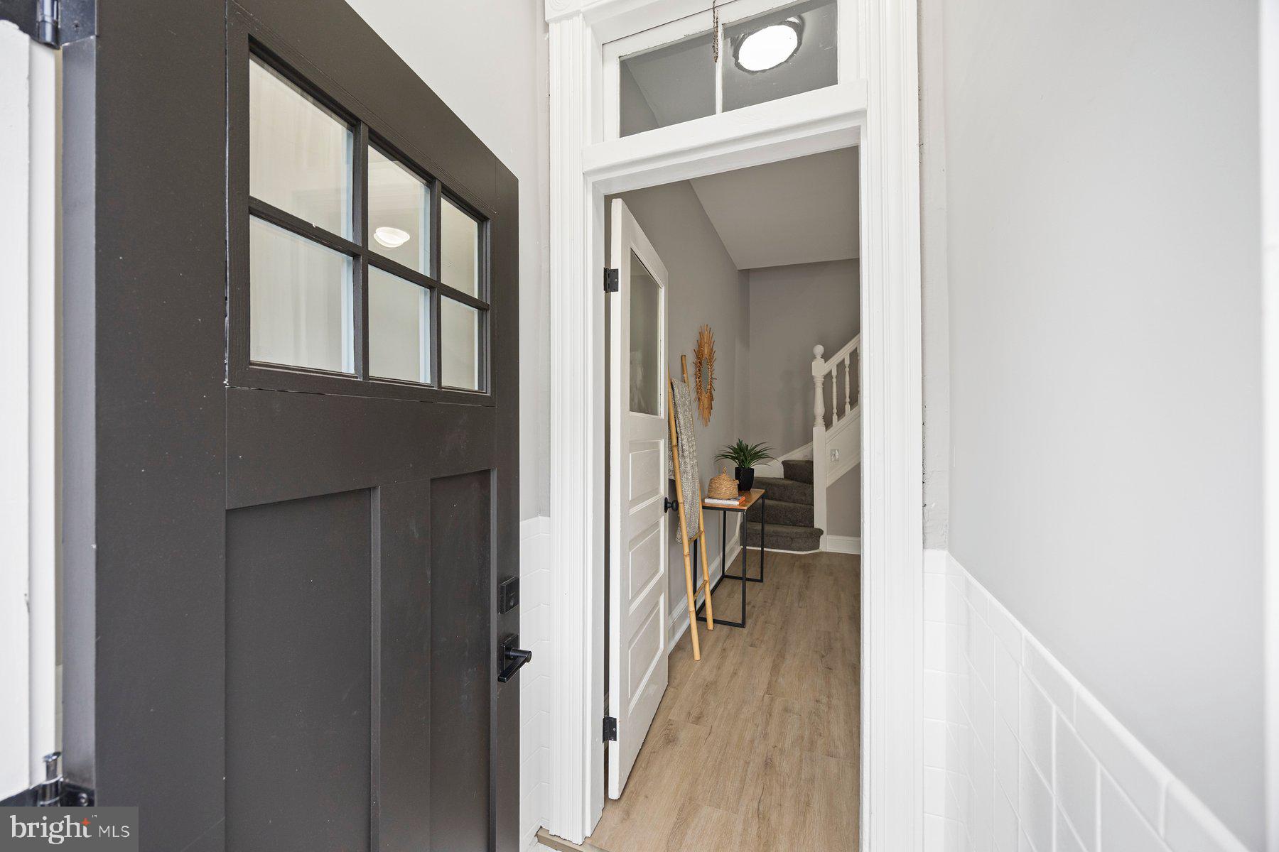 3611 CHESTNUT AVENUE