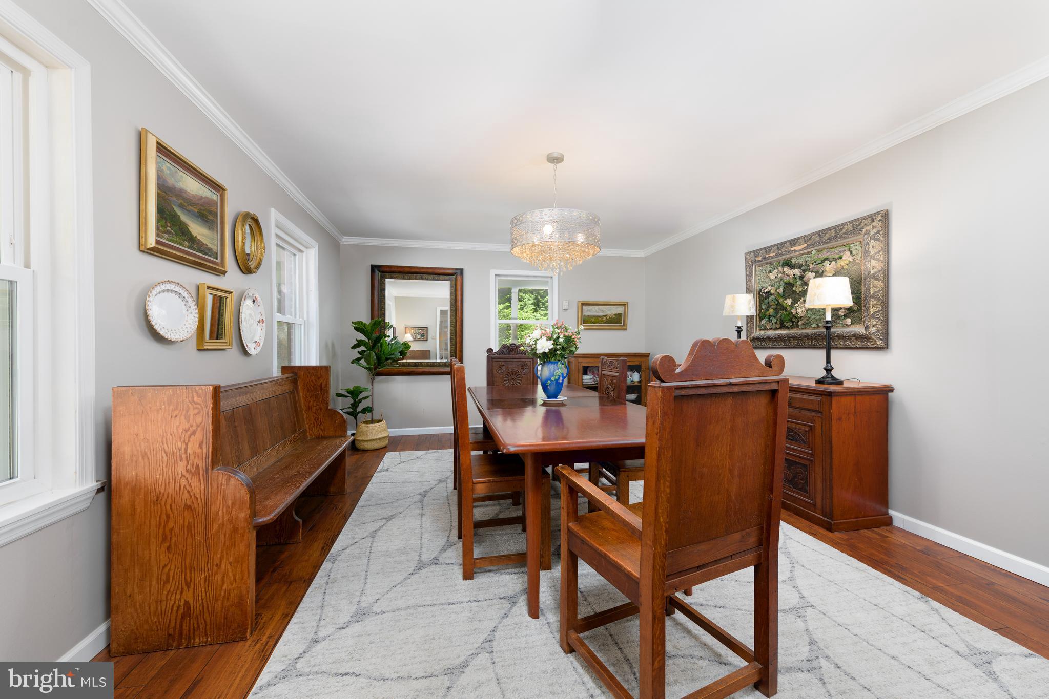 823 COUNTRYSIDE DRIVE