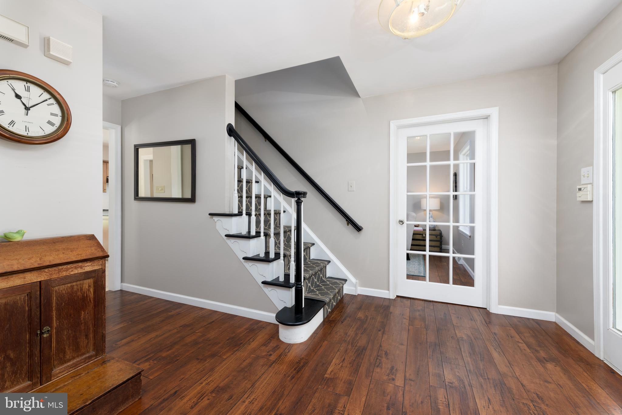 823 COUNTRYSIDE DRIVE