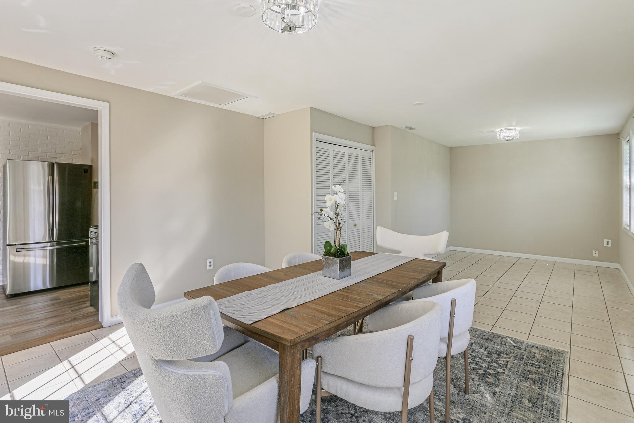 OAKVIEW - Residential