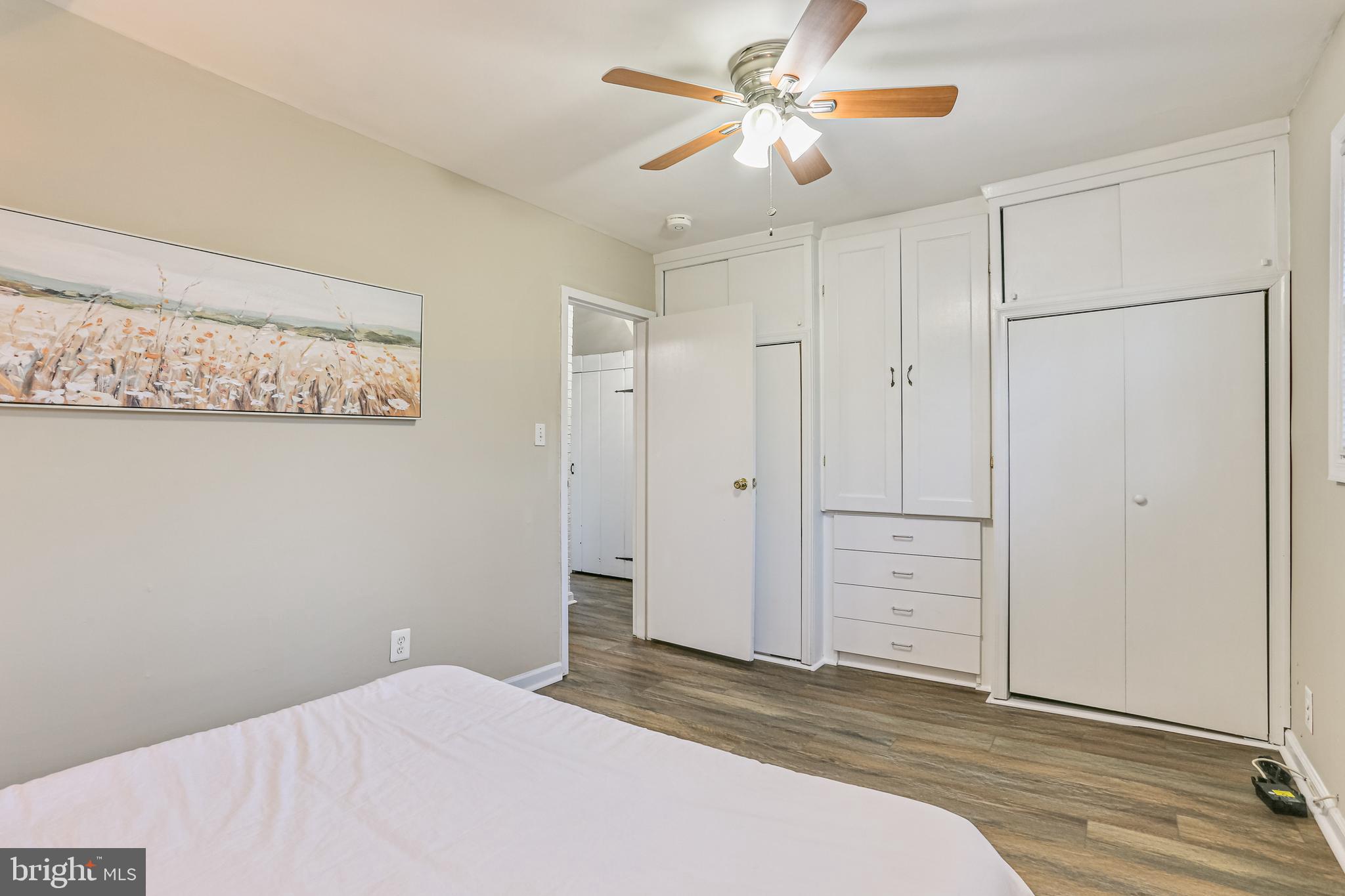 OAKVIEW - Residential