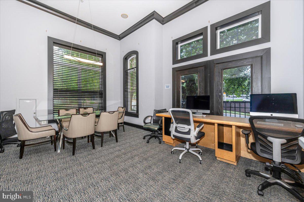 FAIRFAX RIDGE - Residential