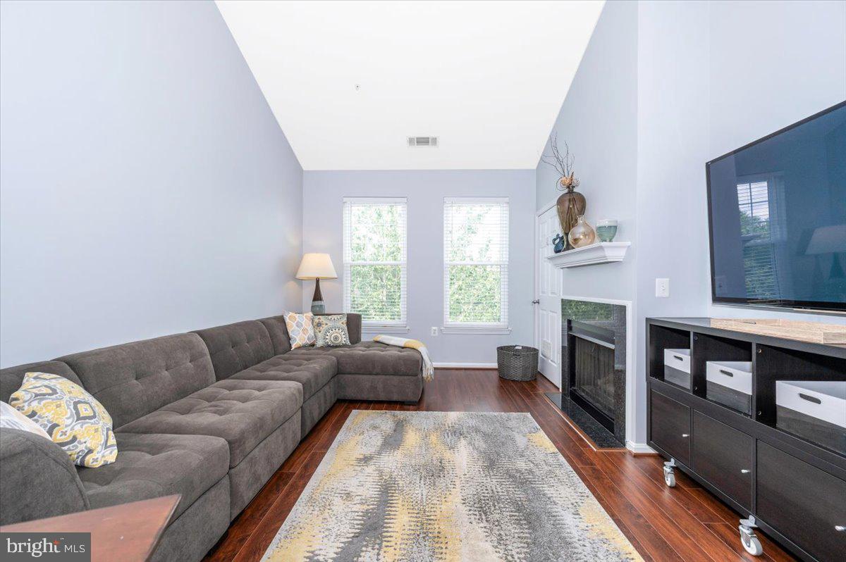 3851 ARISTOTLE COURT 1-418