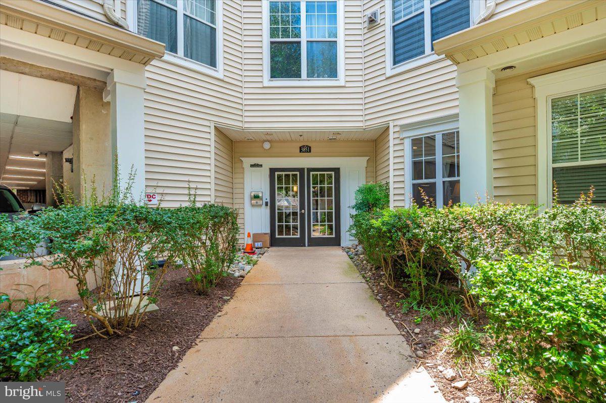 FAIRFAX RIDGE - Residential