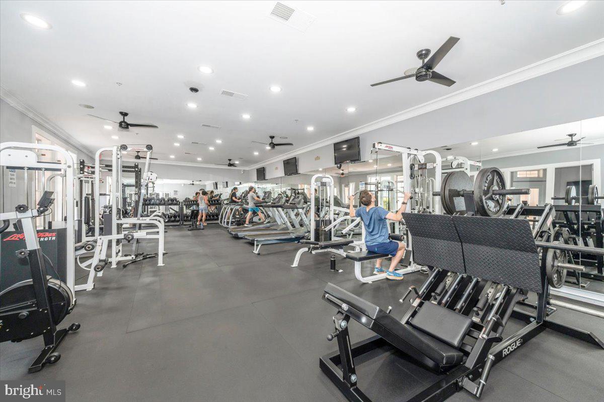 FAIRFAX RIDGE - Residential