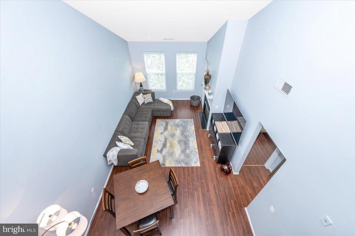 FAIRFAX RIDGE - Residential