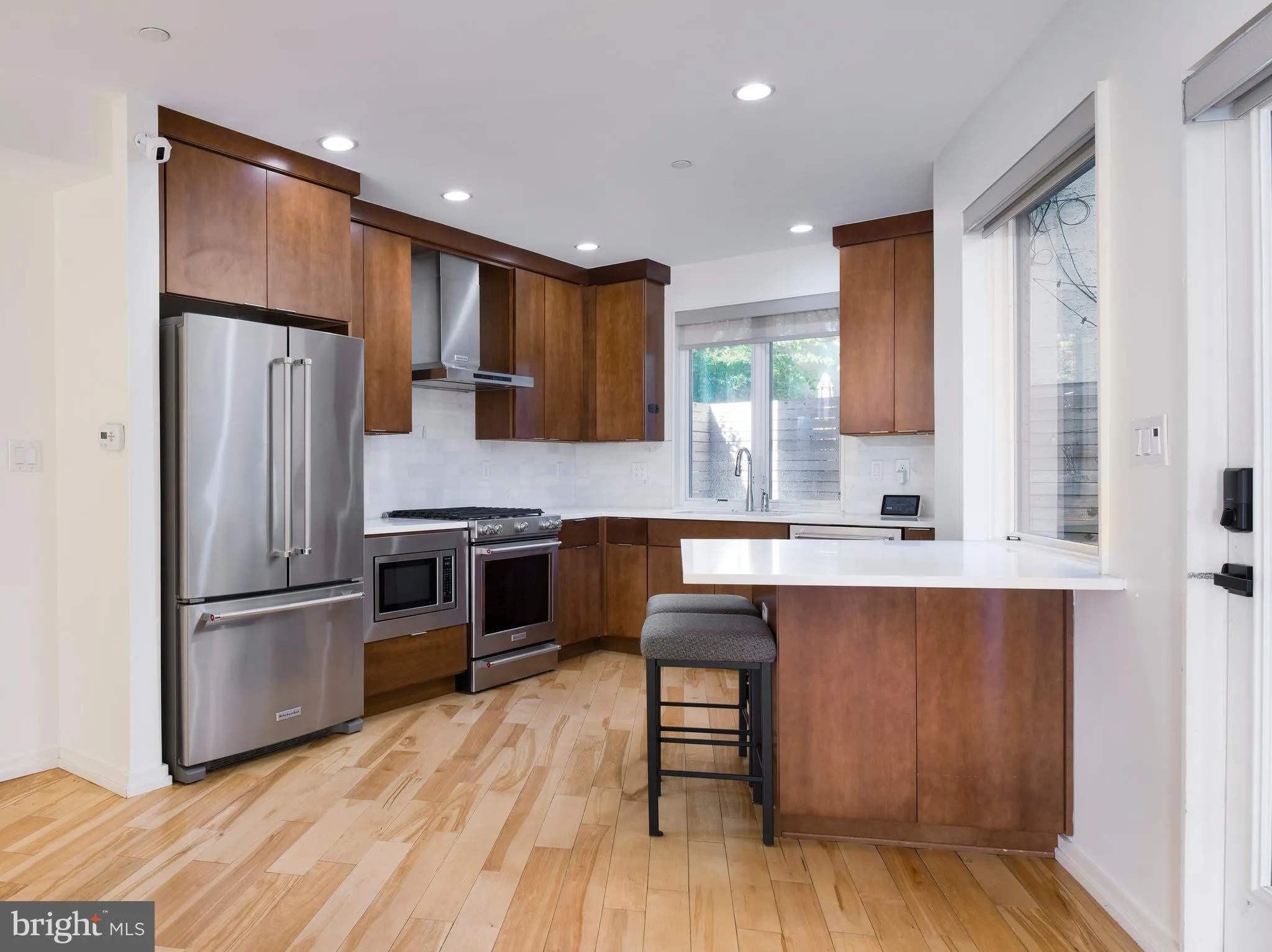 Philadelphia, Pennsylvania 19123, United States, 4 Bedrooms Bedrooms, ,3 BathroomsBathrooms,Residential,Contingent,20618