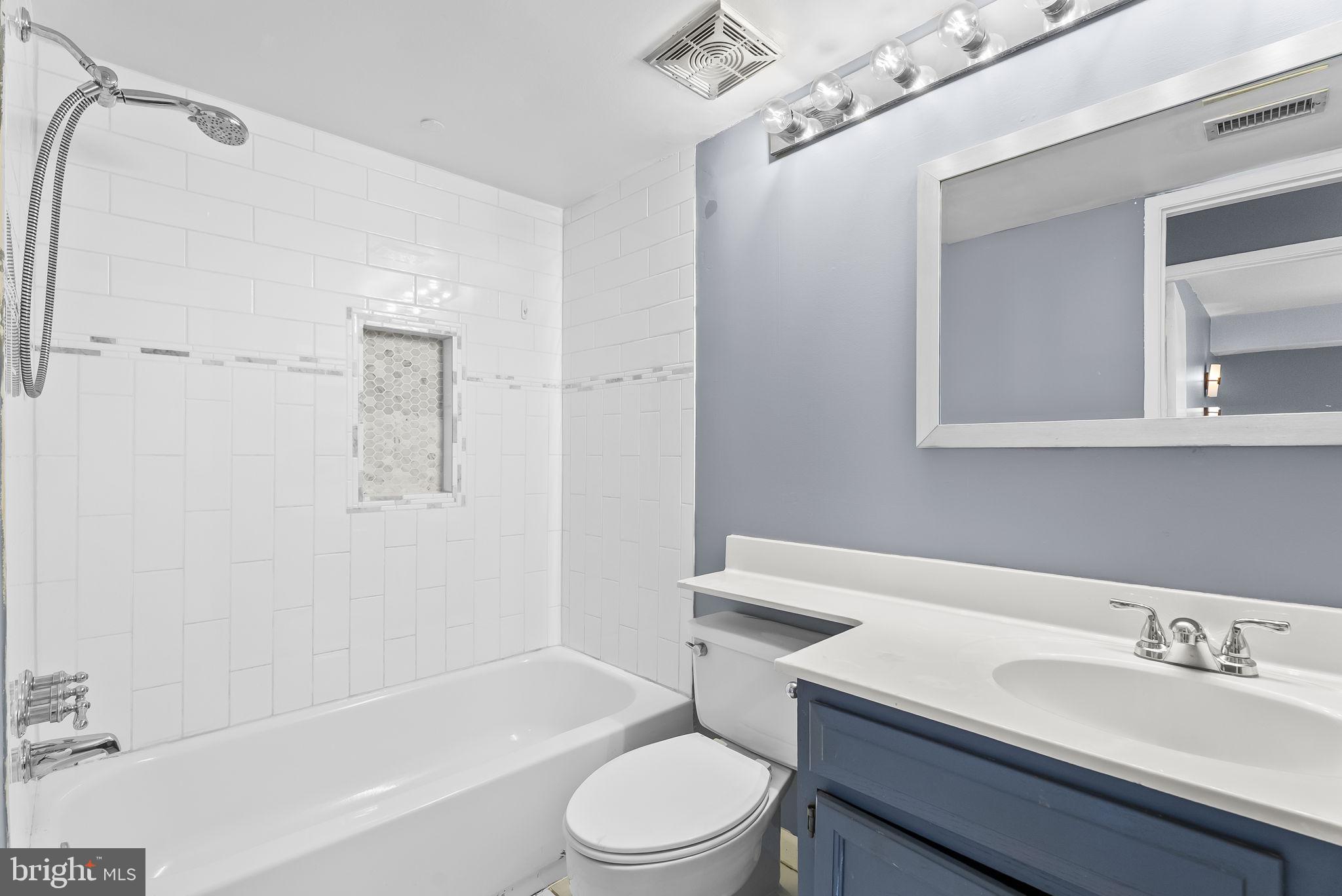 TREOVER CONDOMINIUM - Residential