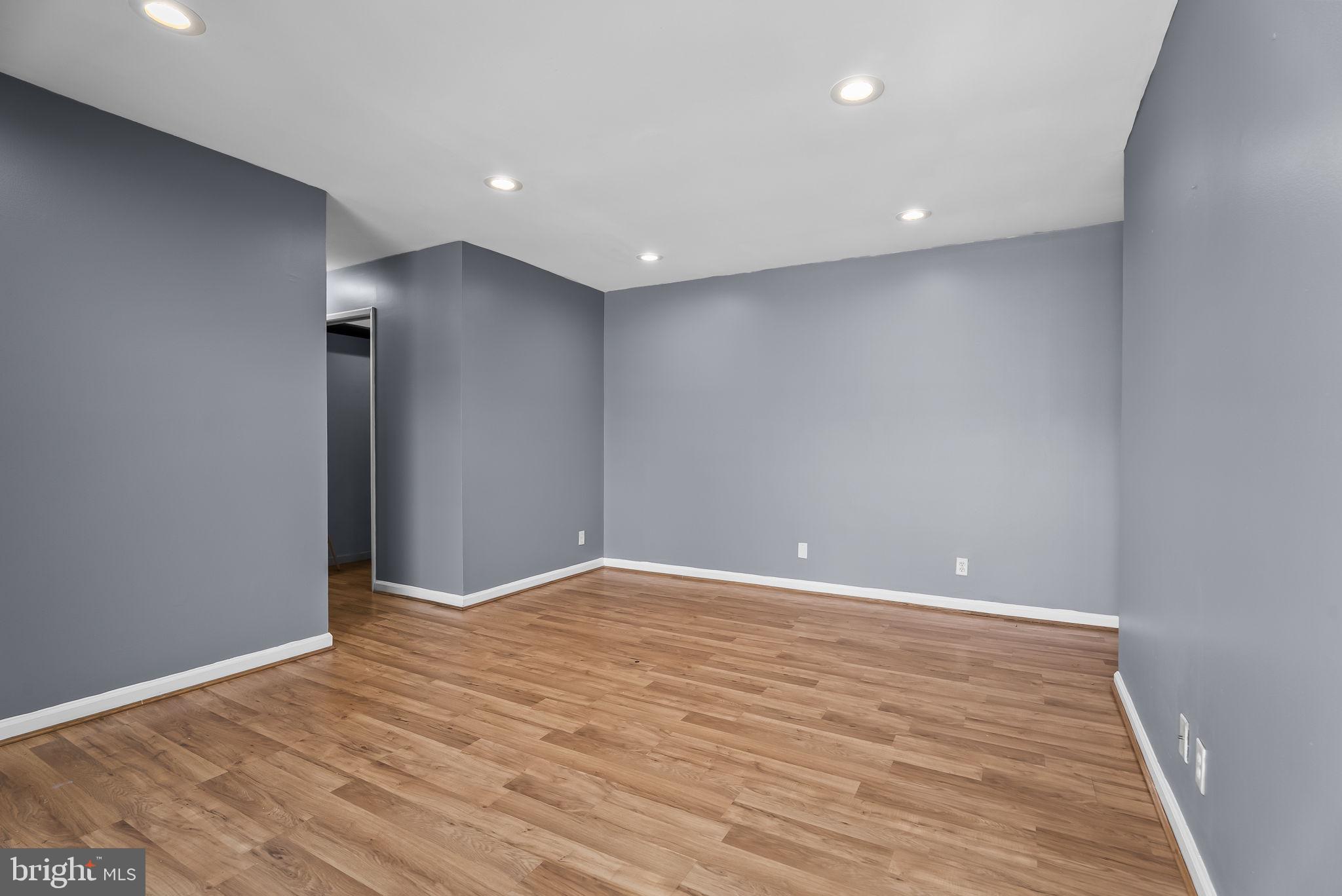 TREOVER CONDOMINIUM - Residential