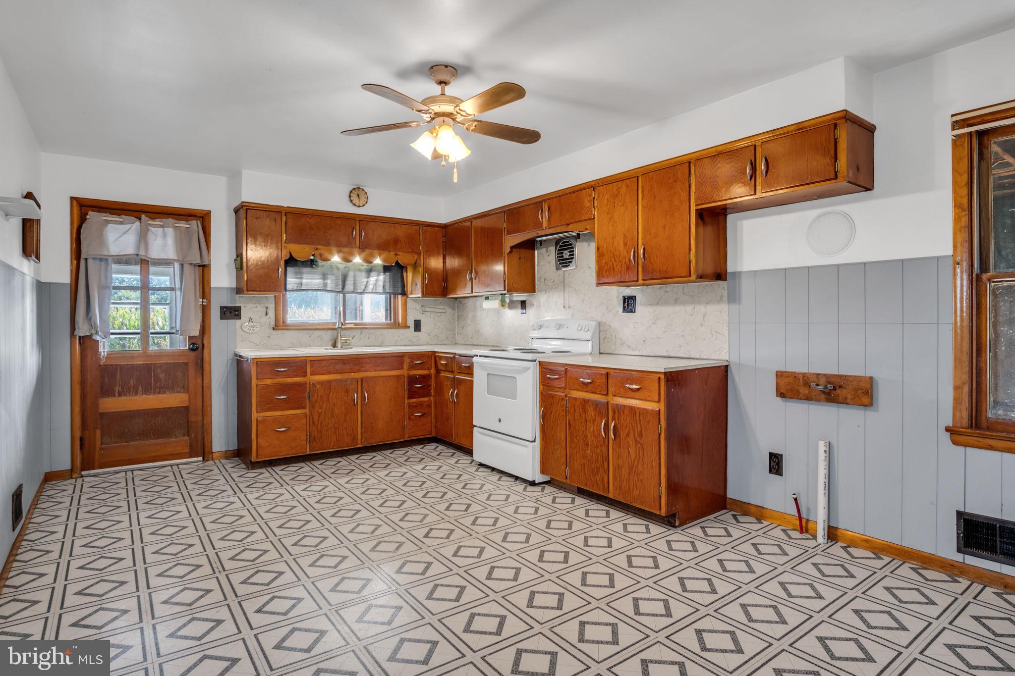 153 E MAIN STREET