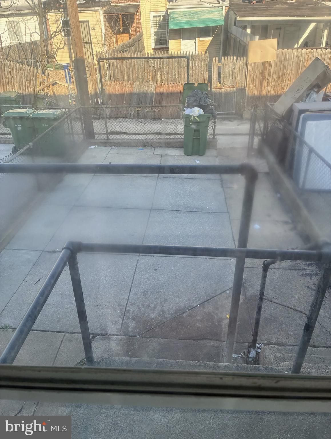 ELLWOOD PARK - Residential