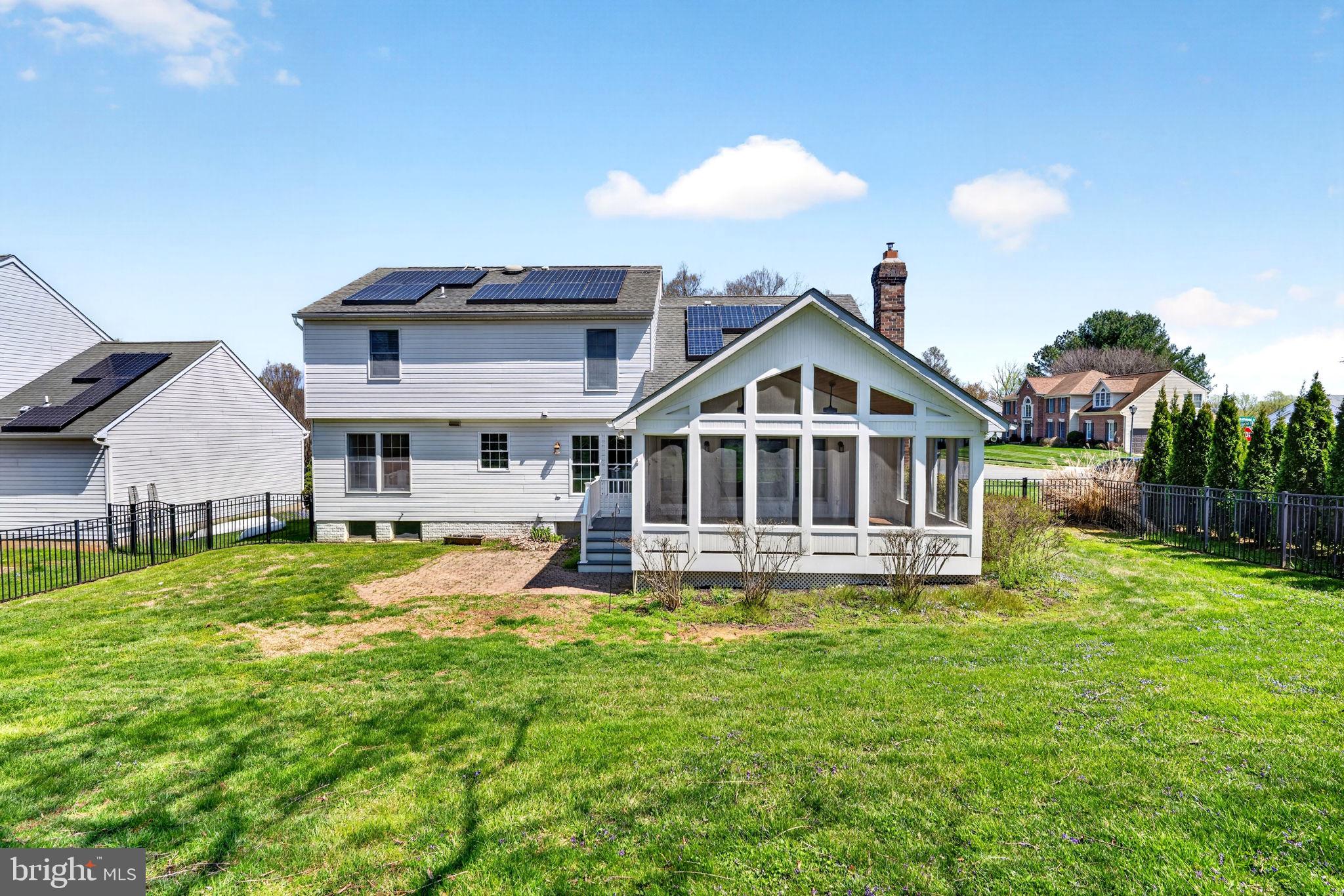 OVERVIEW MANOR - Residential