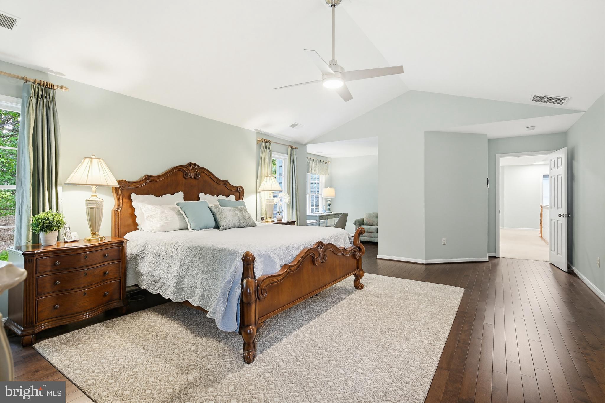 VILLAGE OF RIVER HILL - Residential