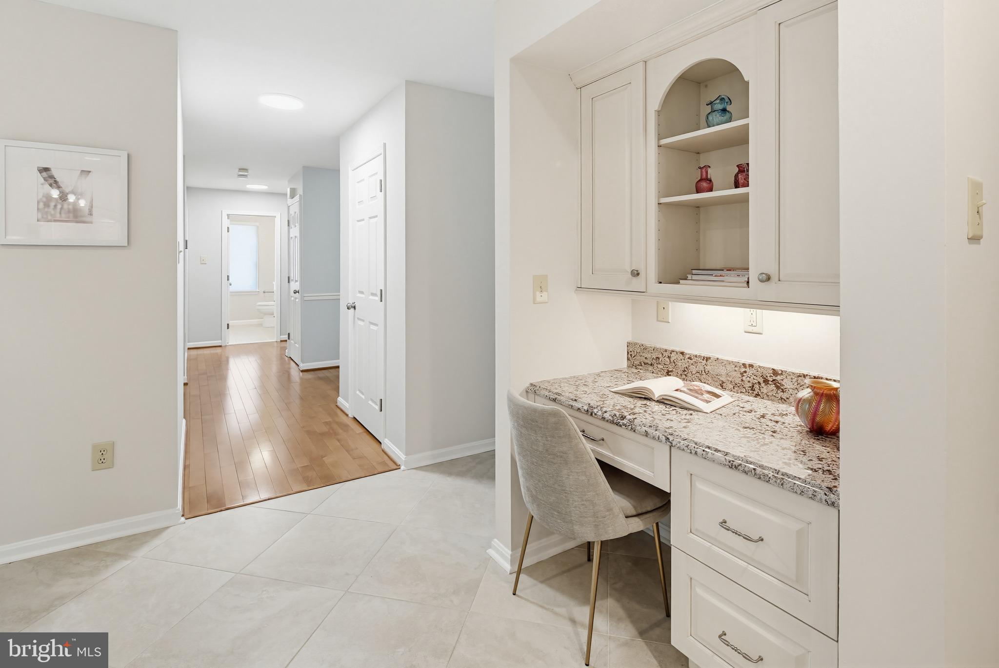 VILLAGE OF RIVER HILL - Residential