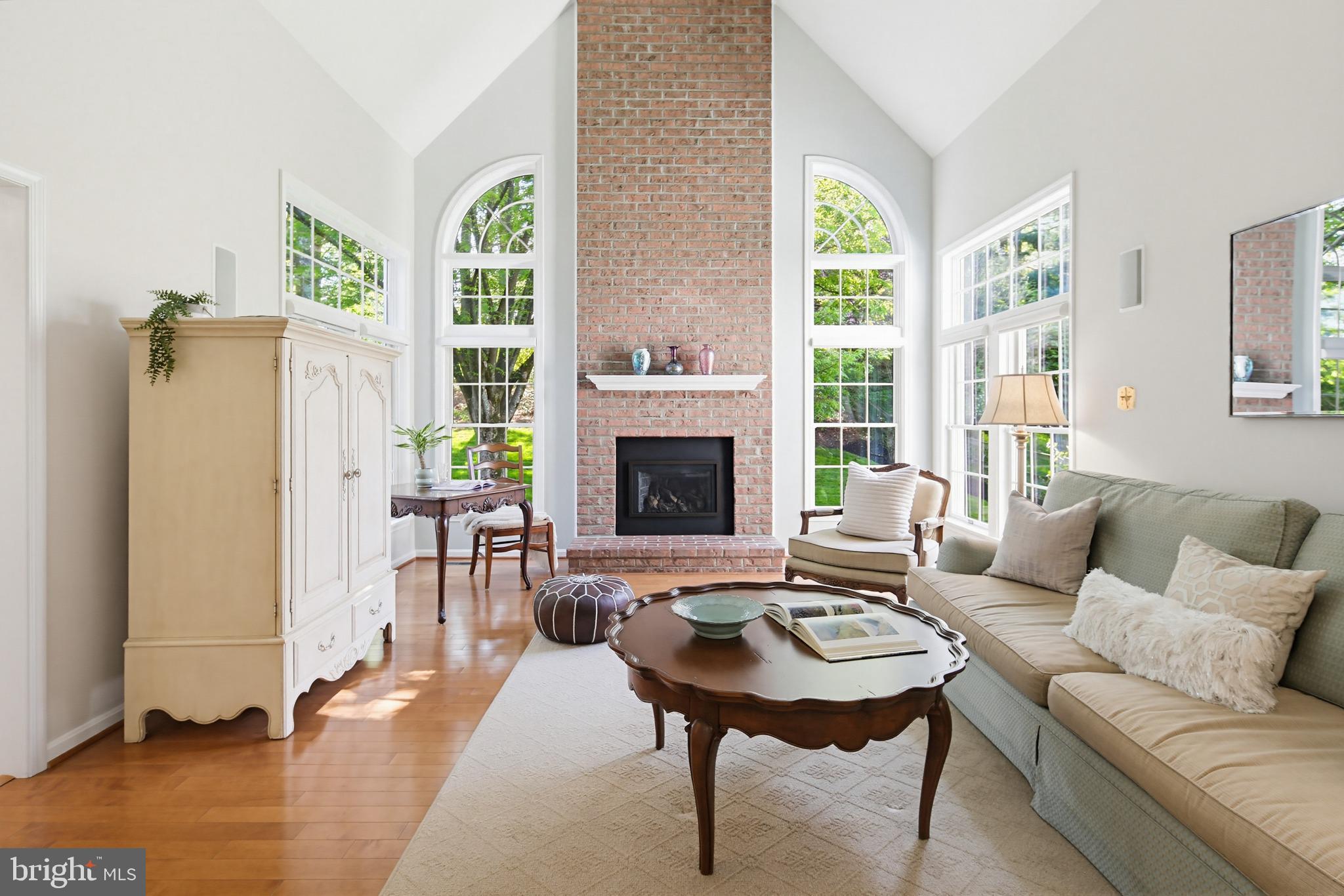 VILLAGE OF RIVER HILL - Residential