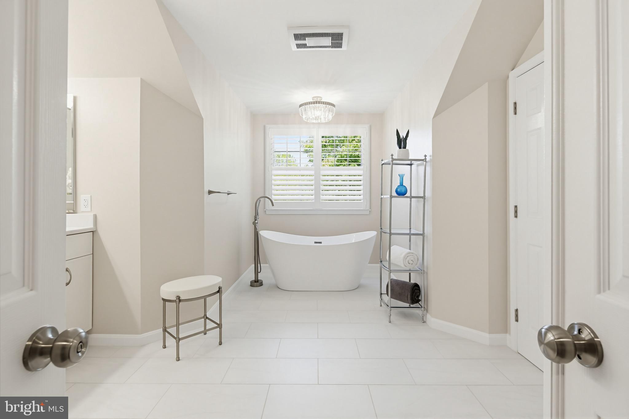 VILLAGE OF RIVER HILL - Residential