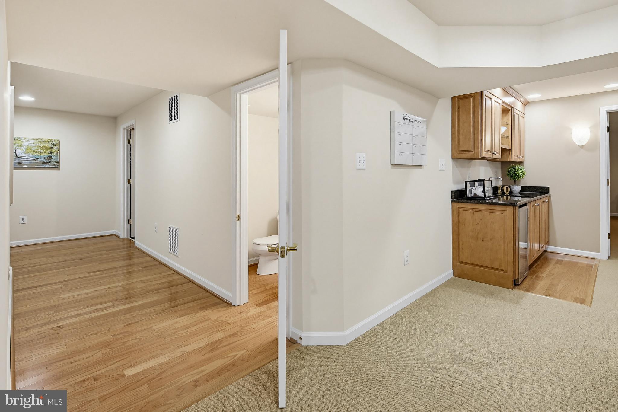 VILLAGE OF RIVER HILL - Residential