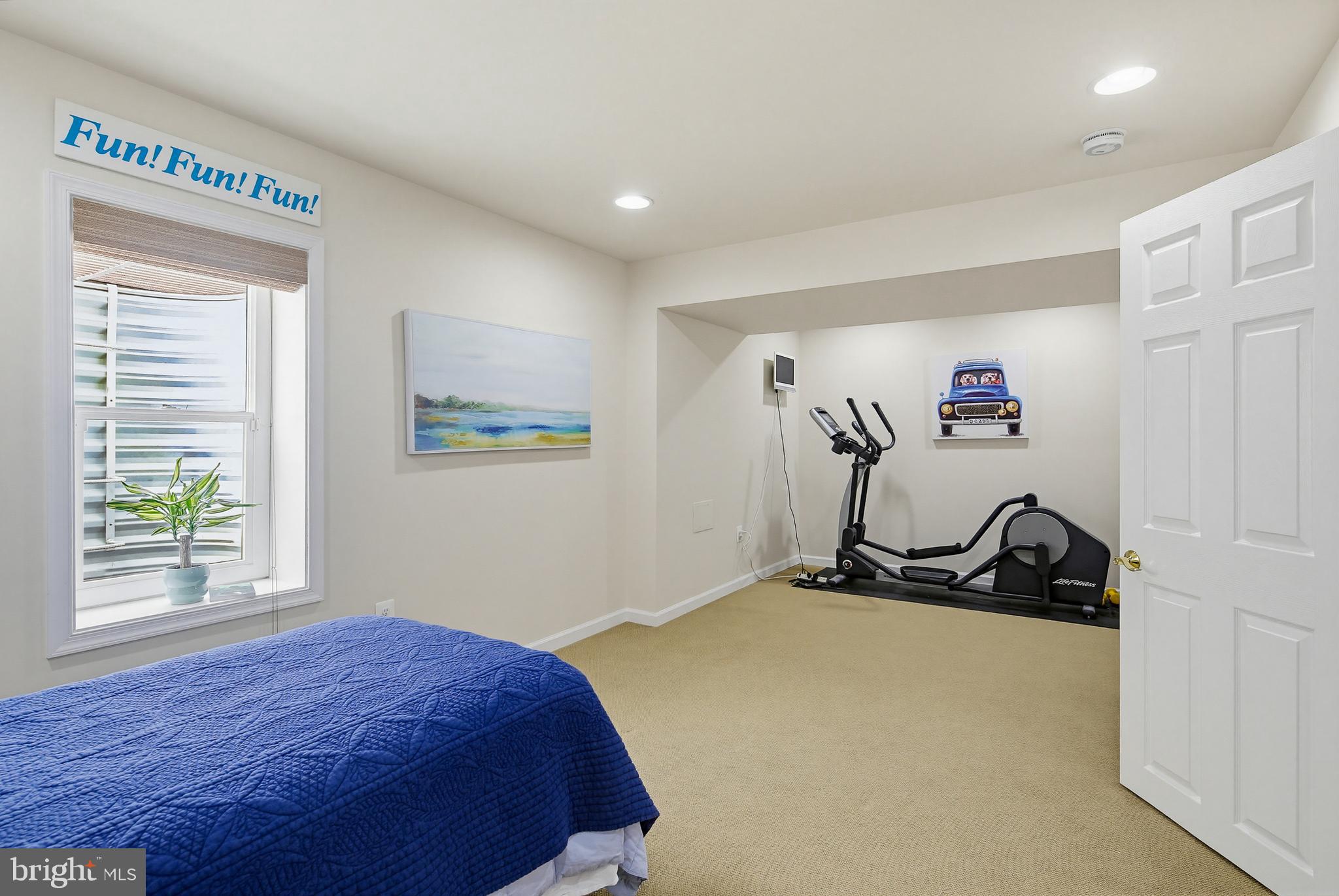 VILLAGE OF RIVER HILL - Residential