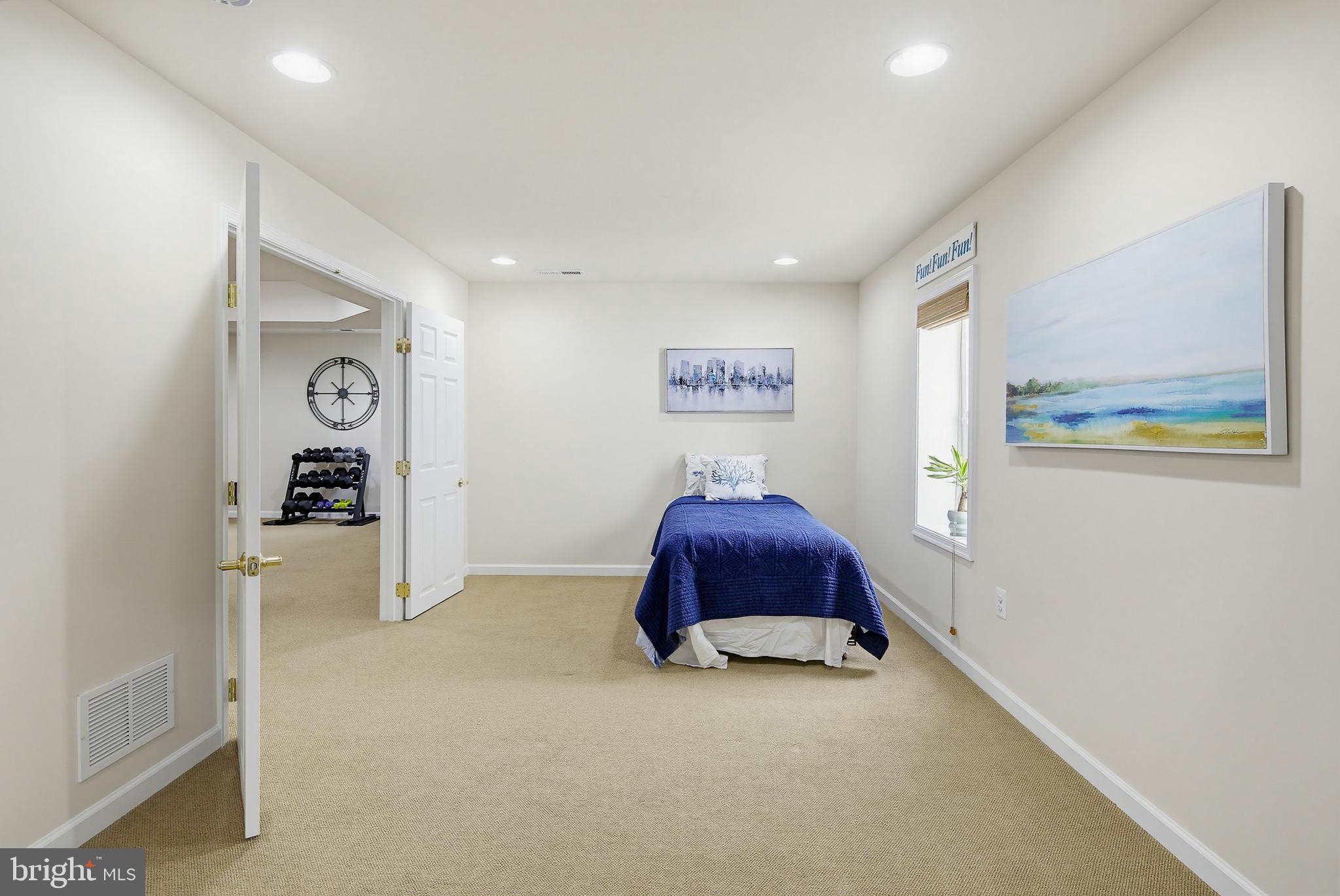 VILLAGE OF RIVER HILL - Residential