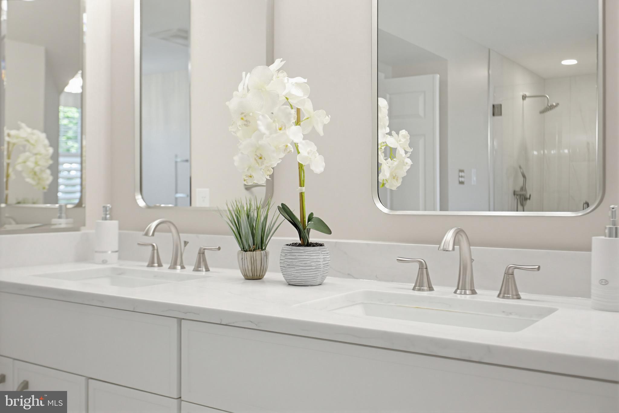 VILLAGE OF RIVER HILL - Residential