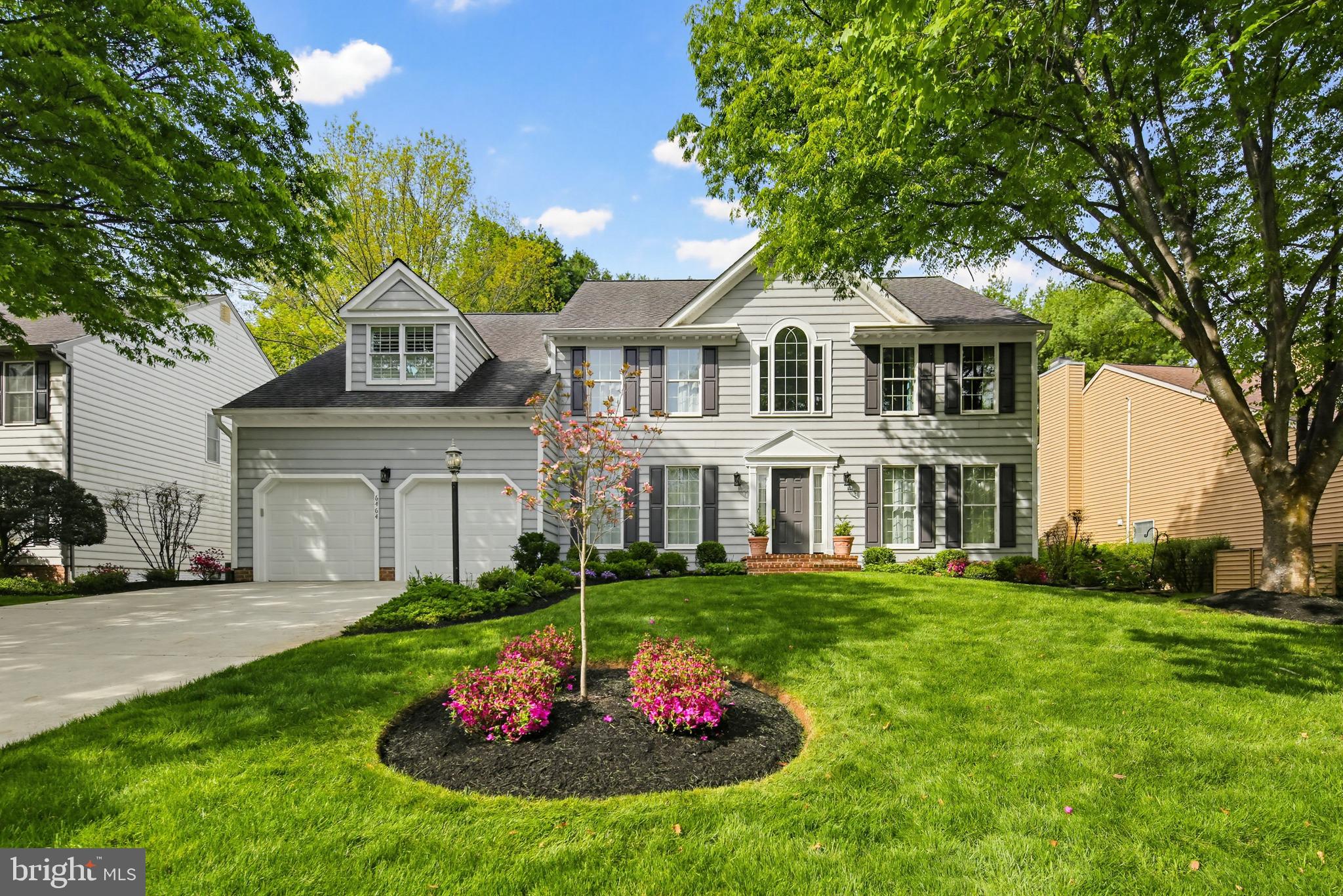 VILLAGE OF RIVER HILL - Residential