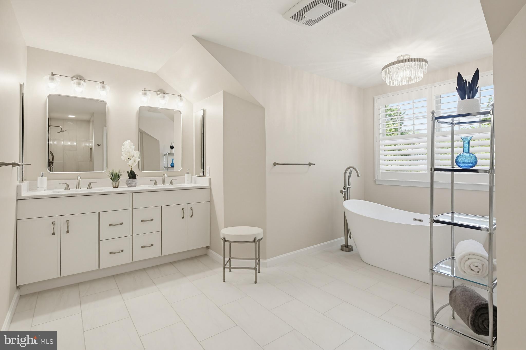 VILLAGE OF RIVER HILL - Residential