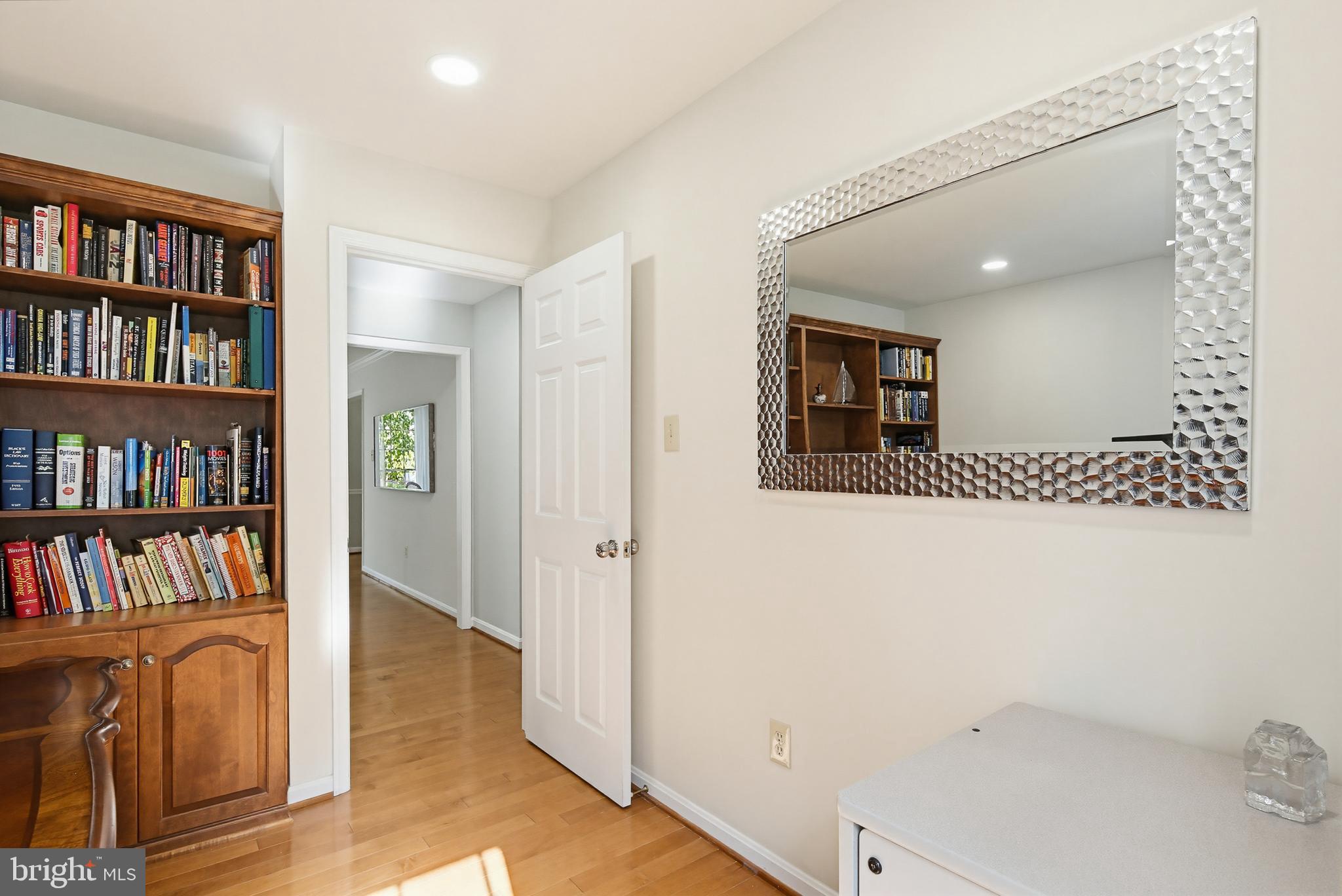 VILLAGE OF RIVER HILL - Residential