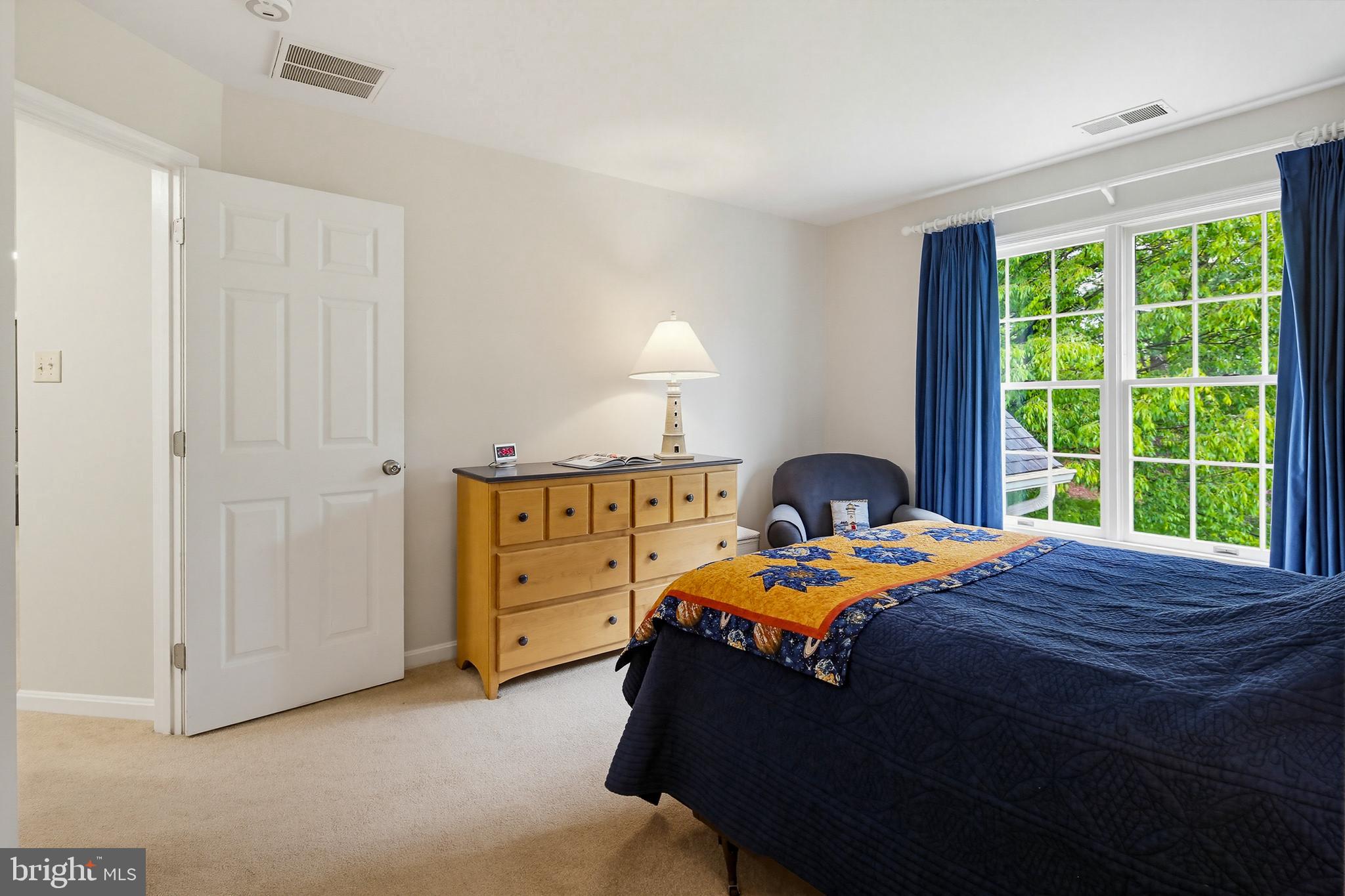 VILLAGE OF RIVER HILL - Residential