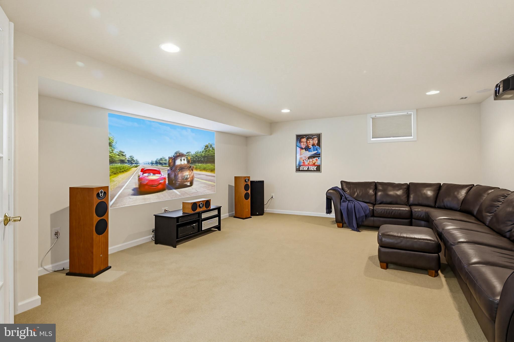 VILLAGE OF RIVER HILL - Residential