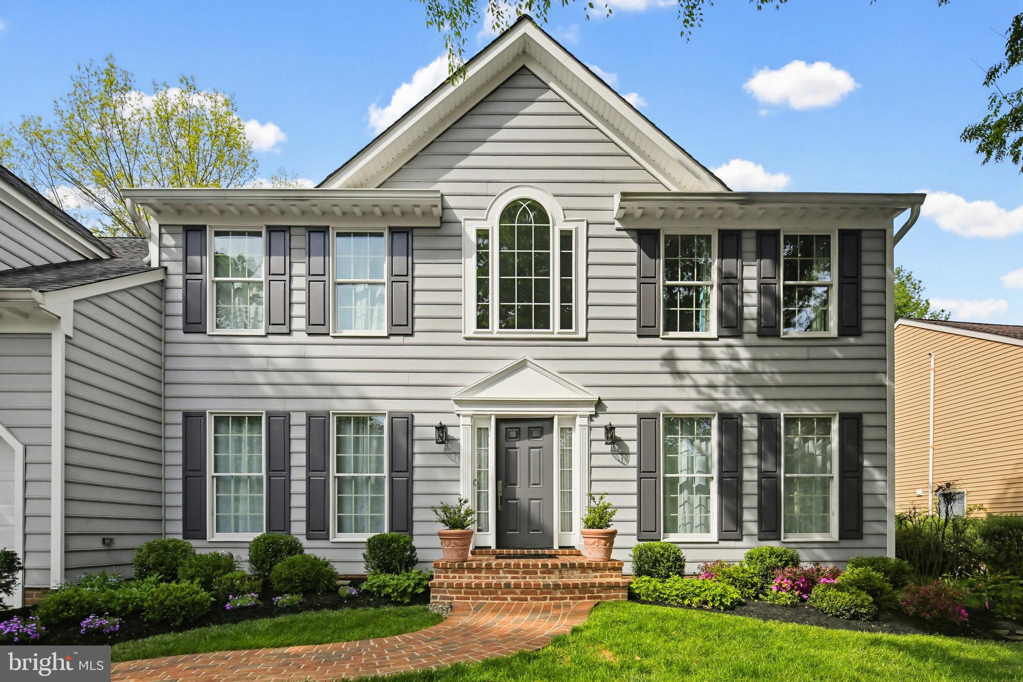 VILLAGE OF RIVER HILL - Residential