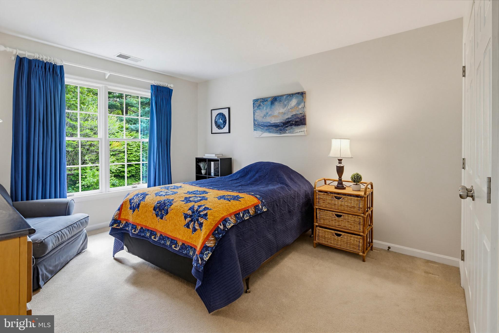 VILLAGE OF RIVER HILL - Residential