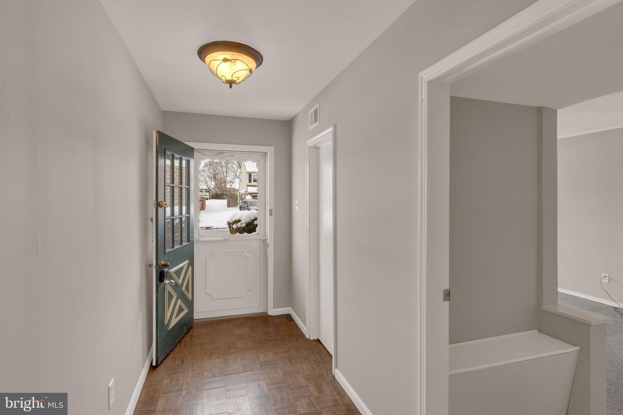 ORCHARD COURTS - Residential