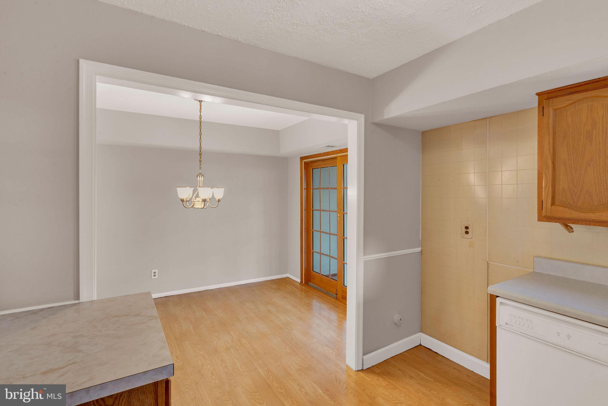 ORCHARD COURTS - Residential