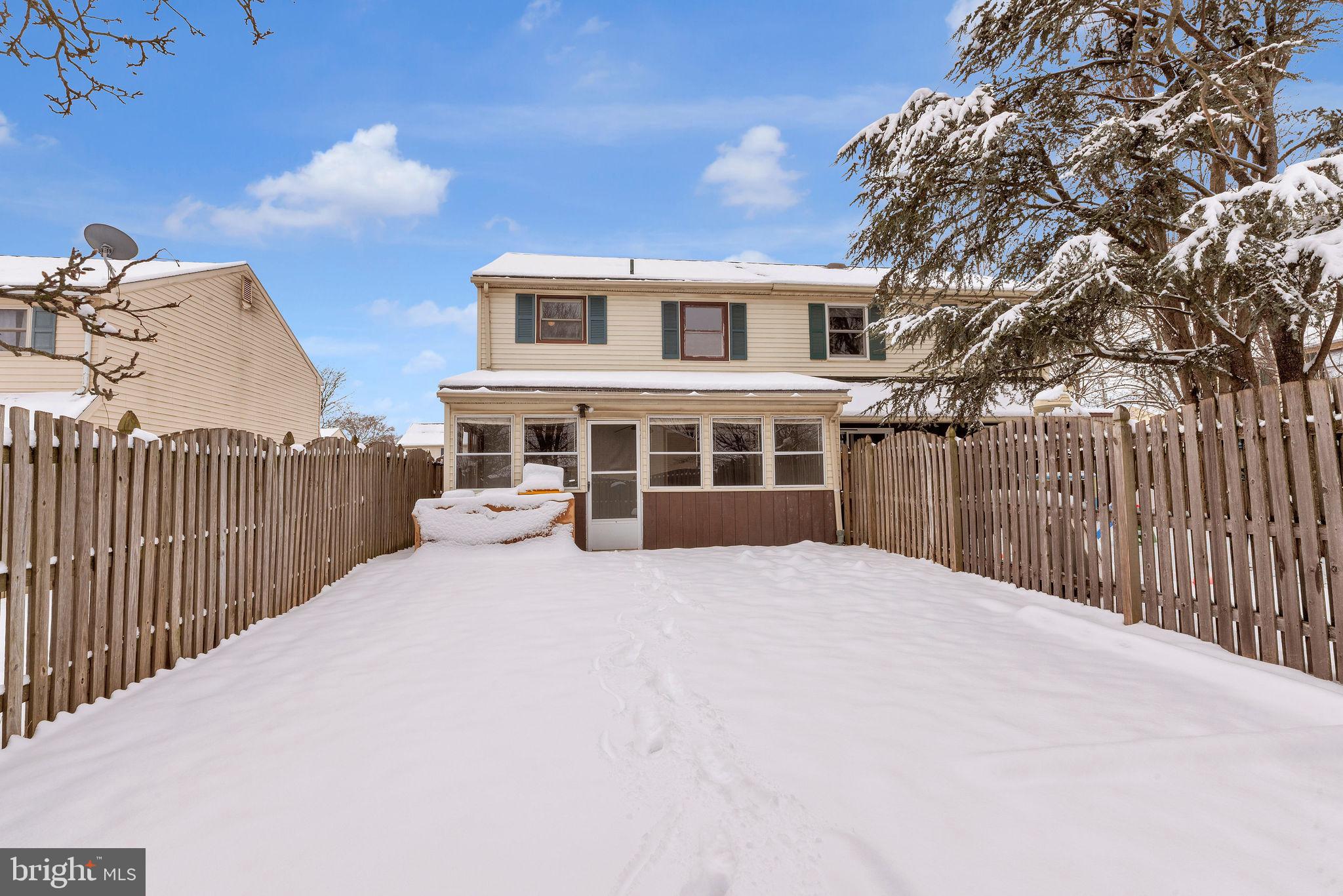 ORCHARD COURTS - Residential