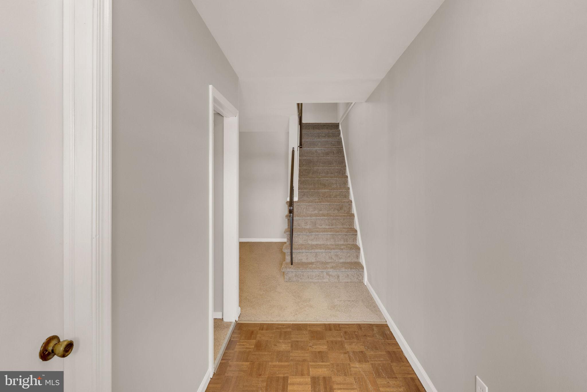 ORCHARD COURTS - Residential