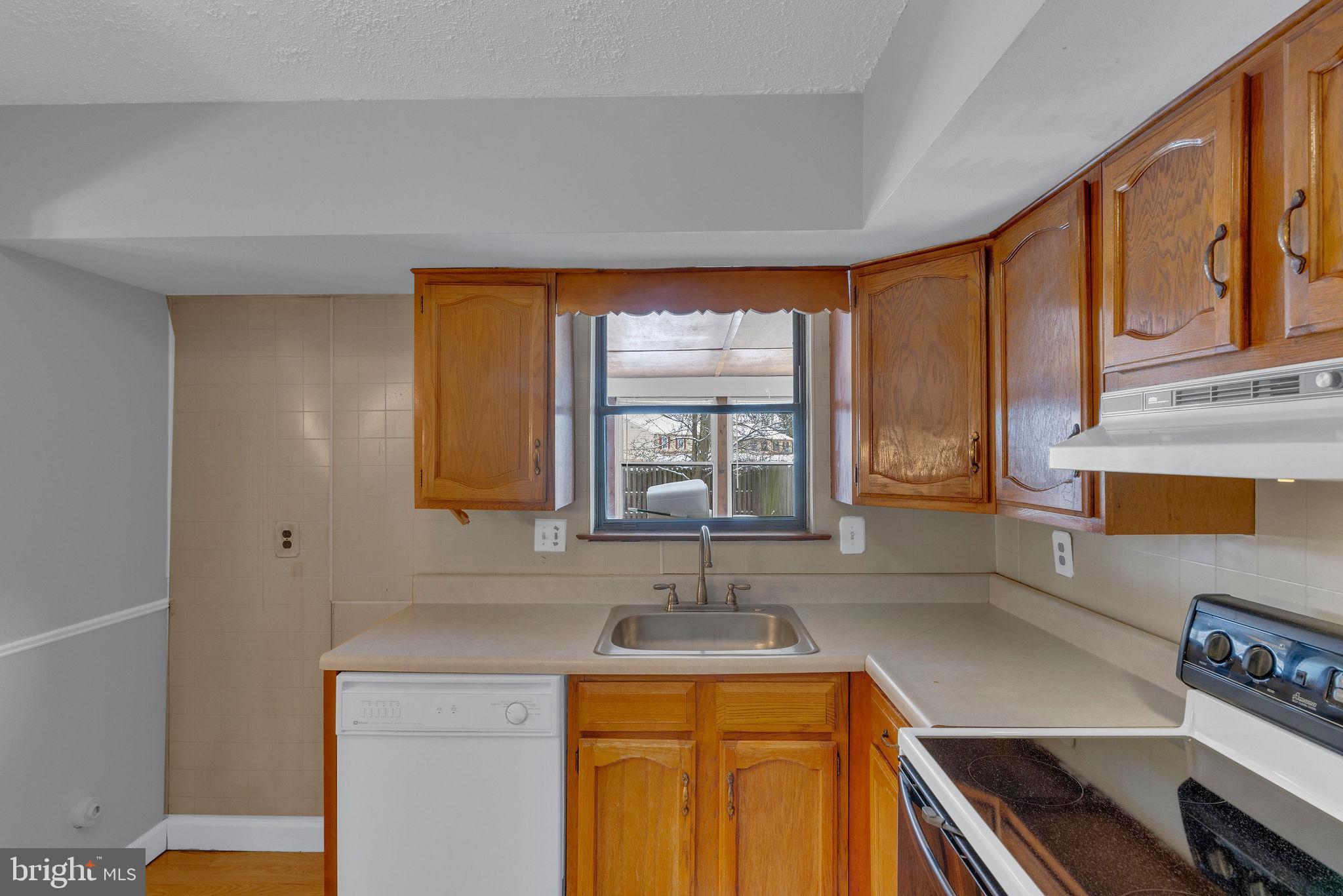 ORCHARD COURTS - Residential