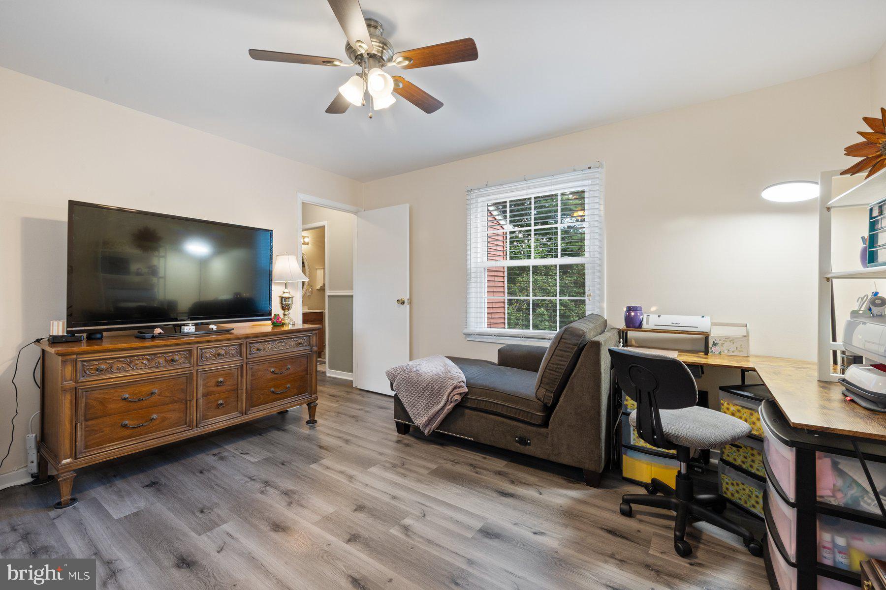 PARKE WEST - Residential