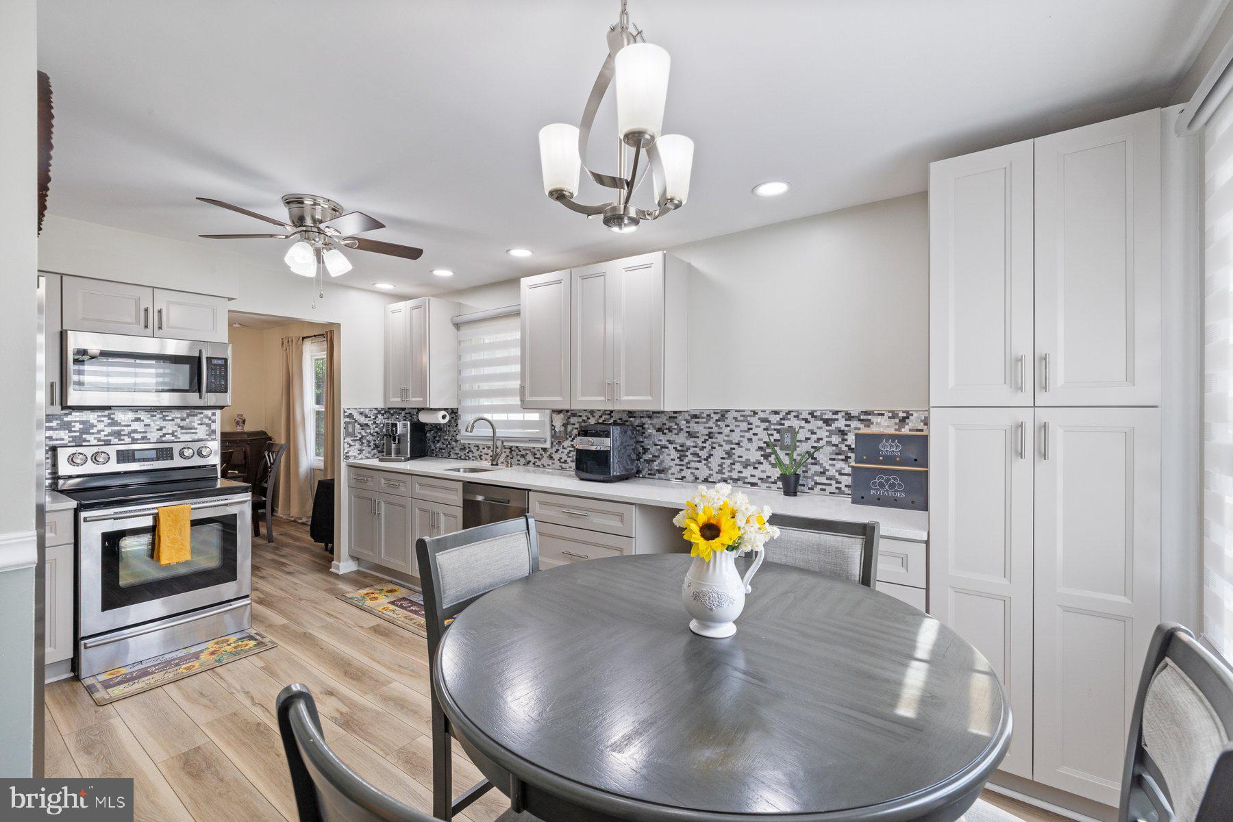 PARKE WEST - Residential