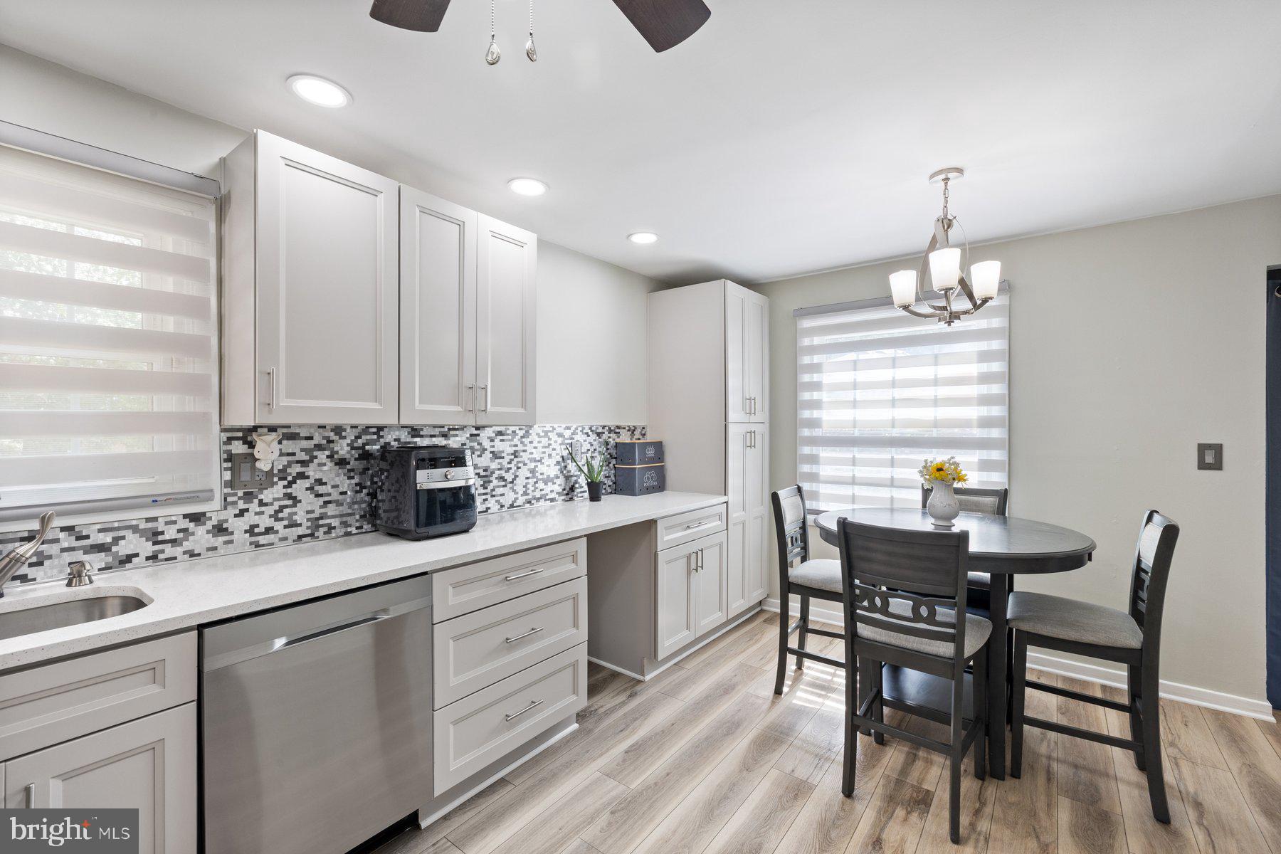 PARKE WEST - Residential