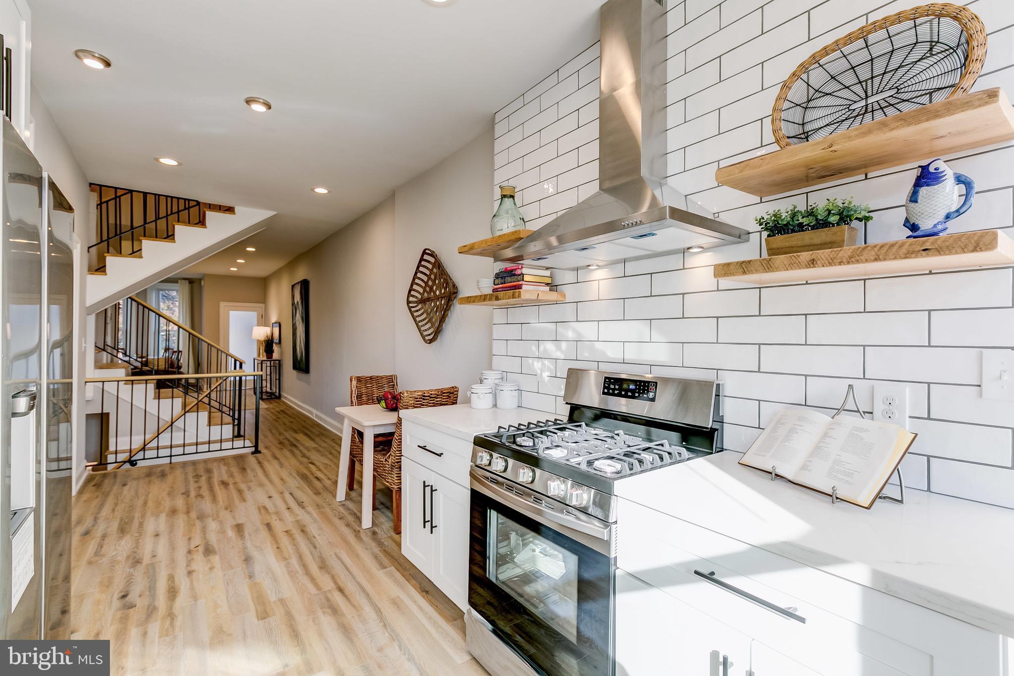 HAMPDEN HISTORIC DISTRICT - Residential