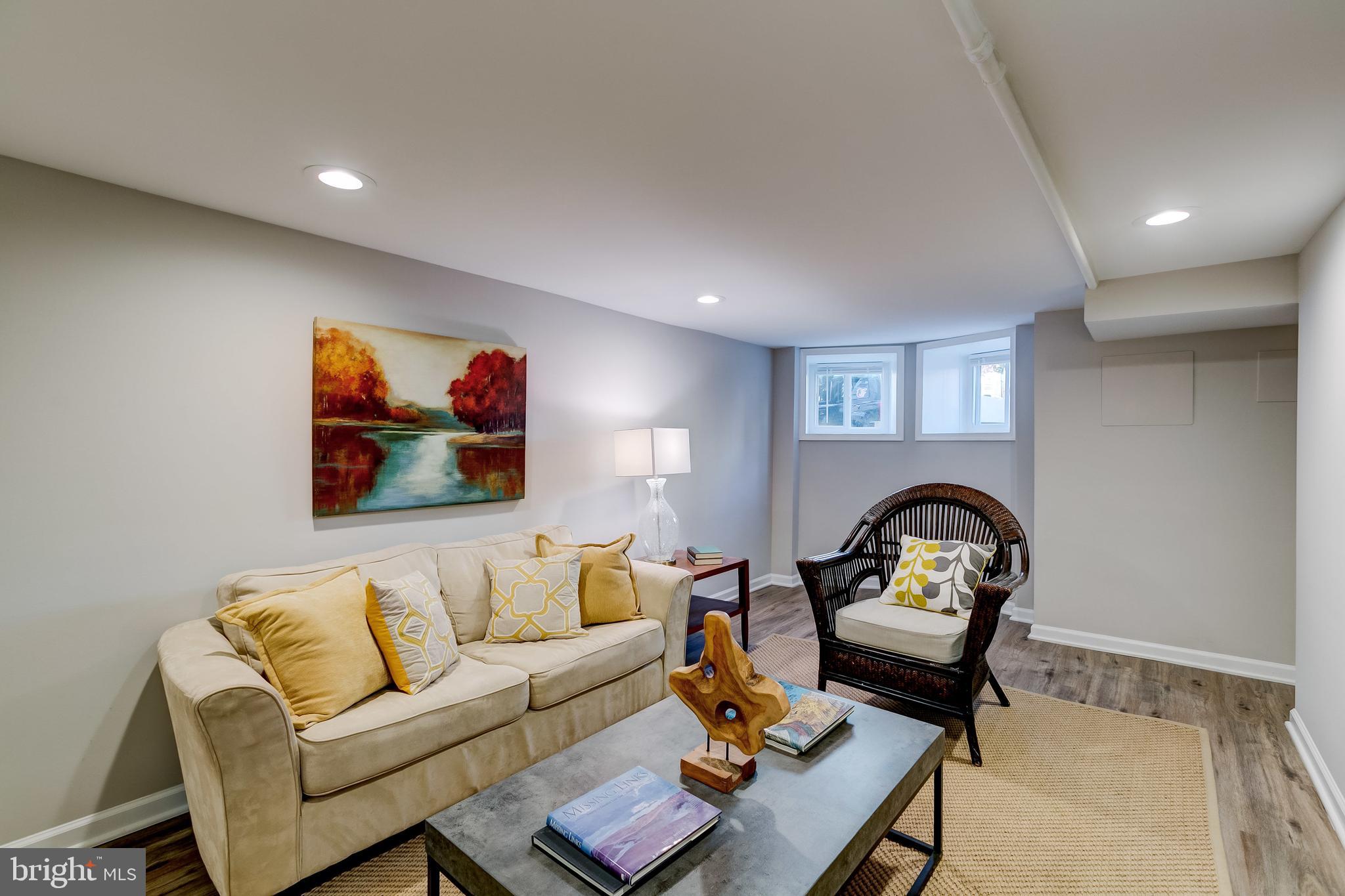 HAMPDEN HISTORIC DISTRICT - Residential