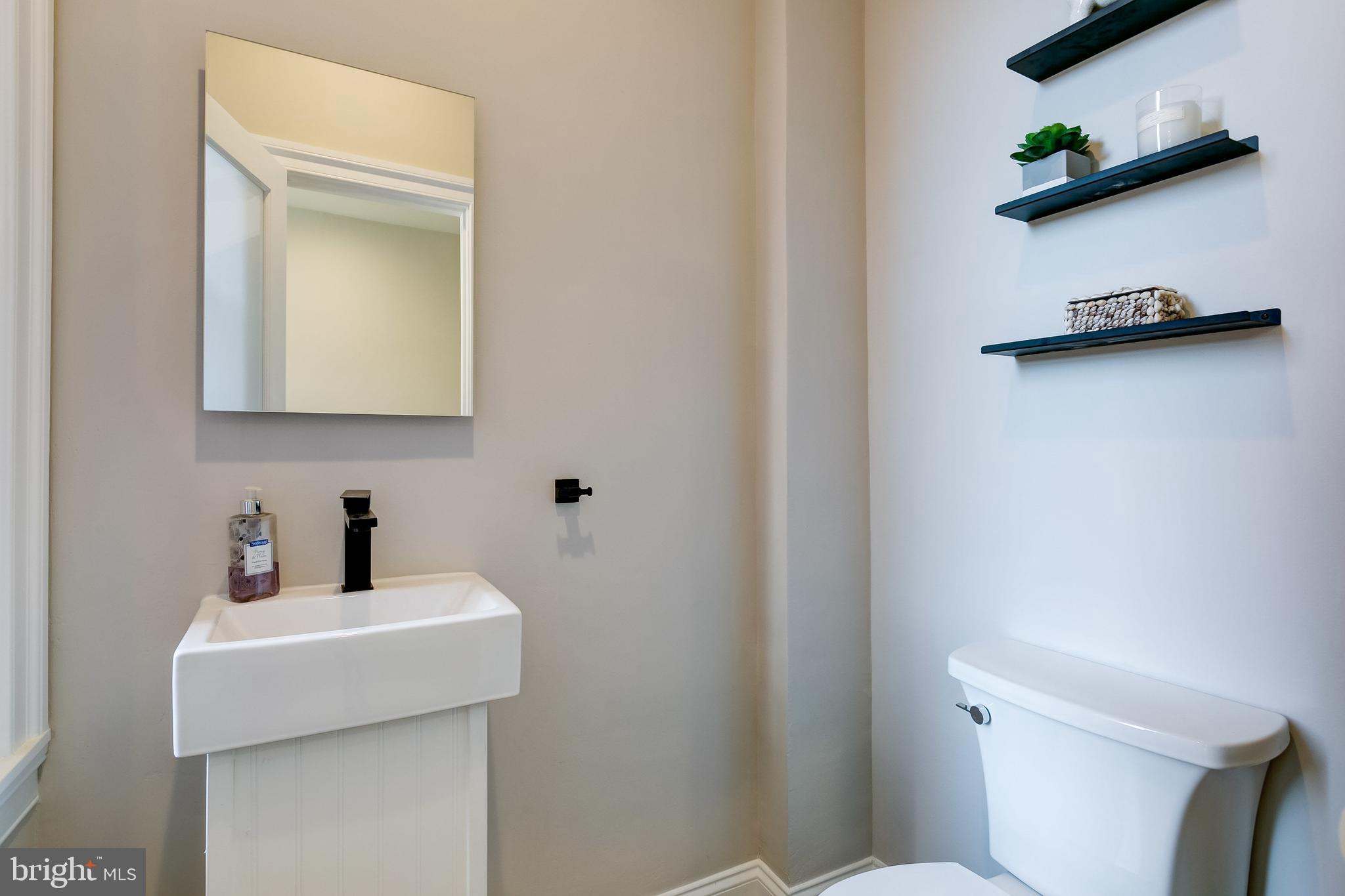 HAMPDEN HISTORIC DISTRICT - Residential